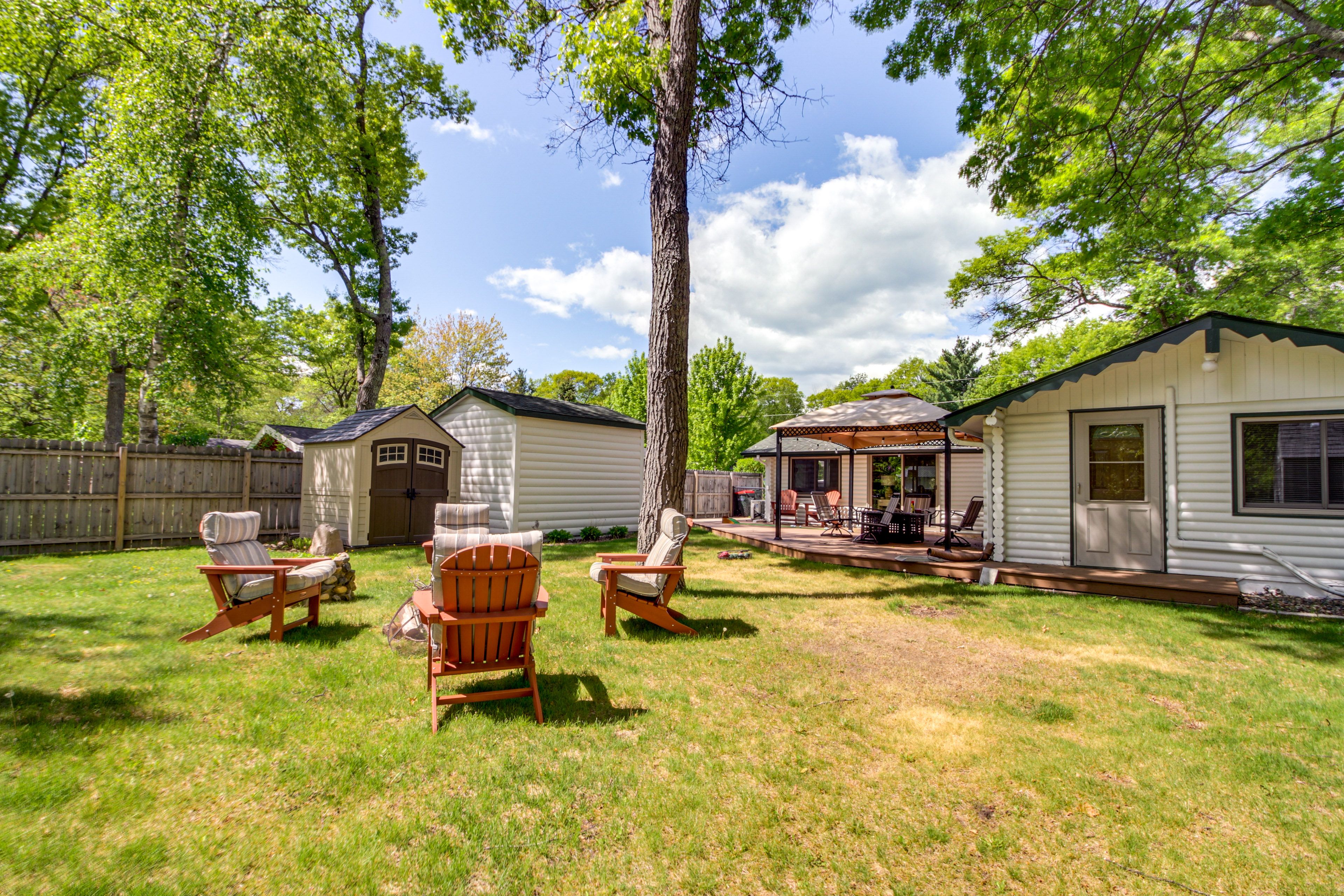 Fenced Backyard | Fire Pit