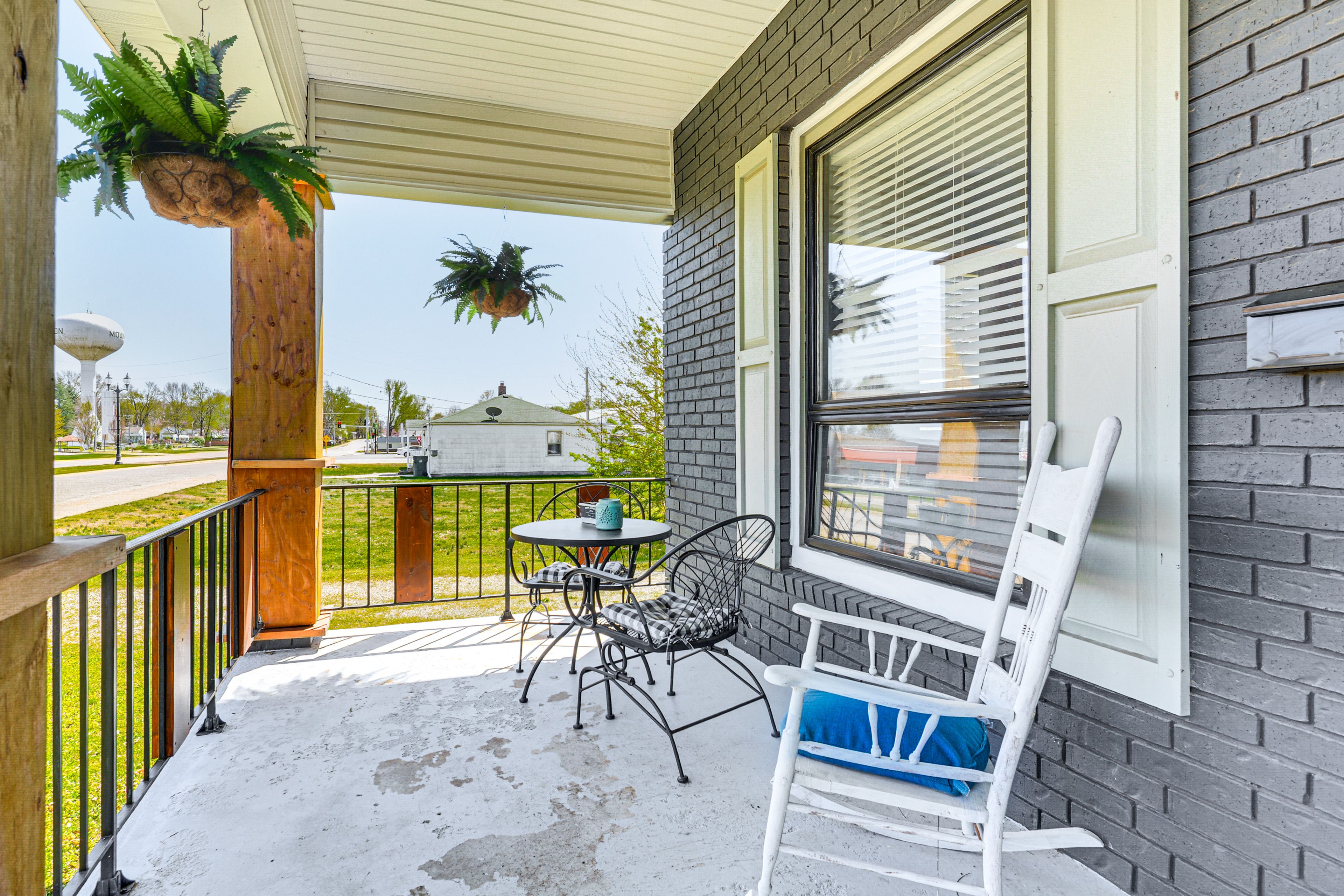 Covered Porch
