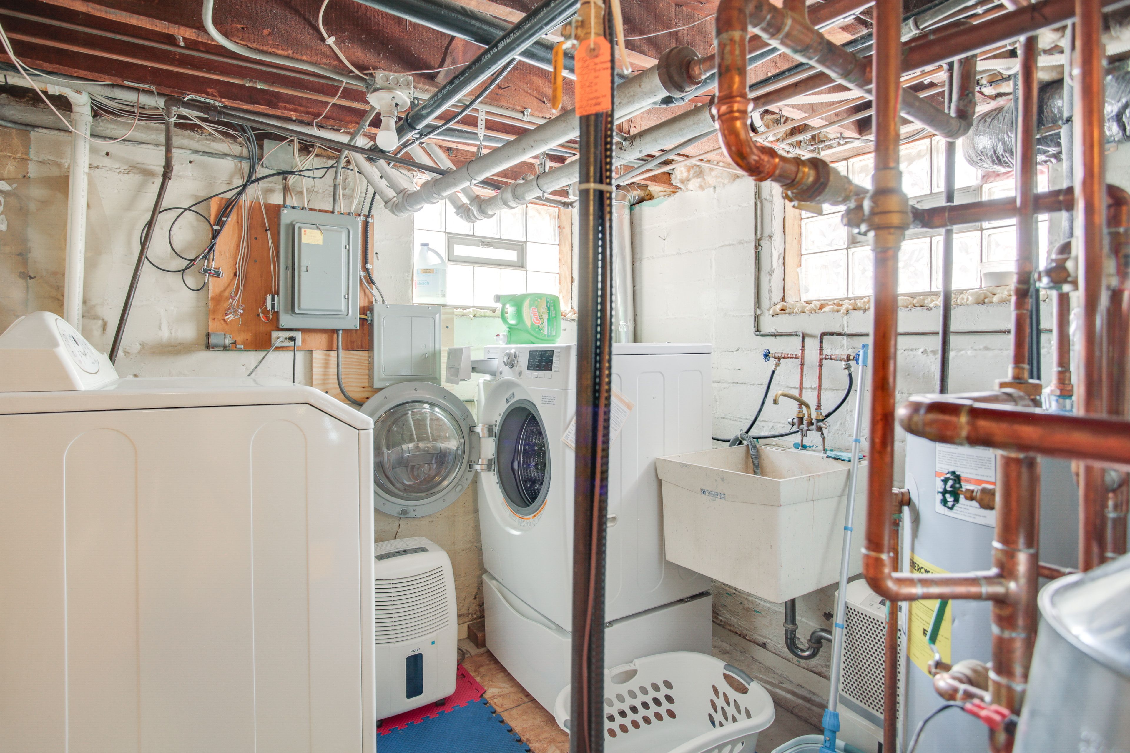 Basement | Laundry Room