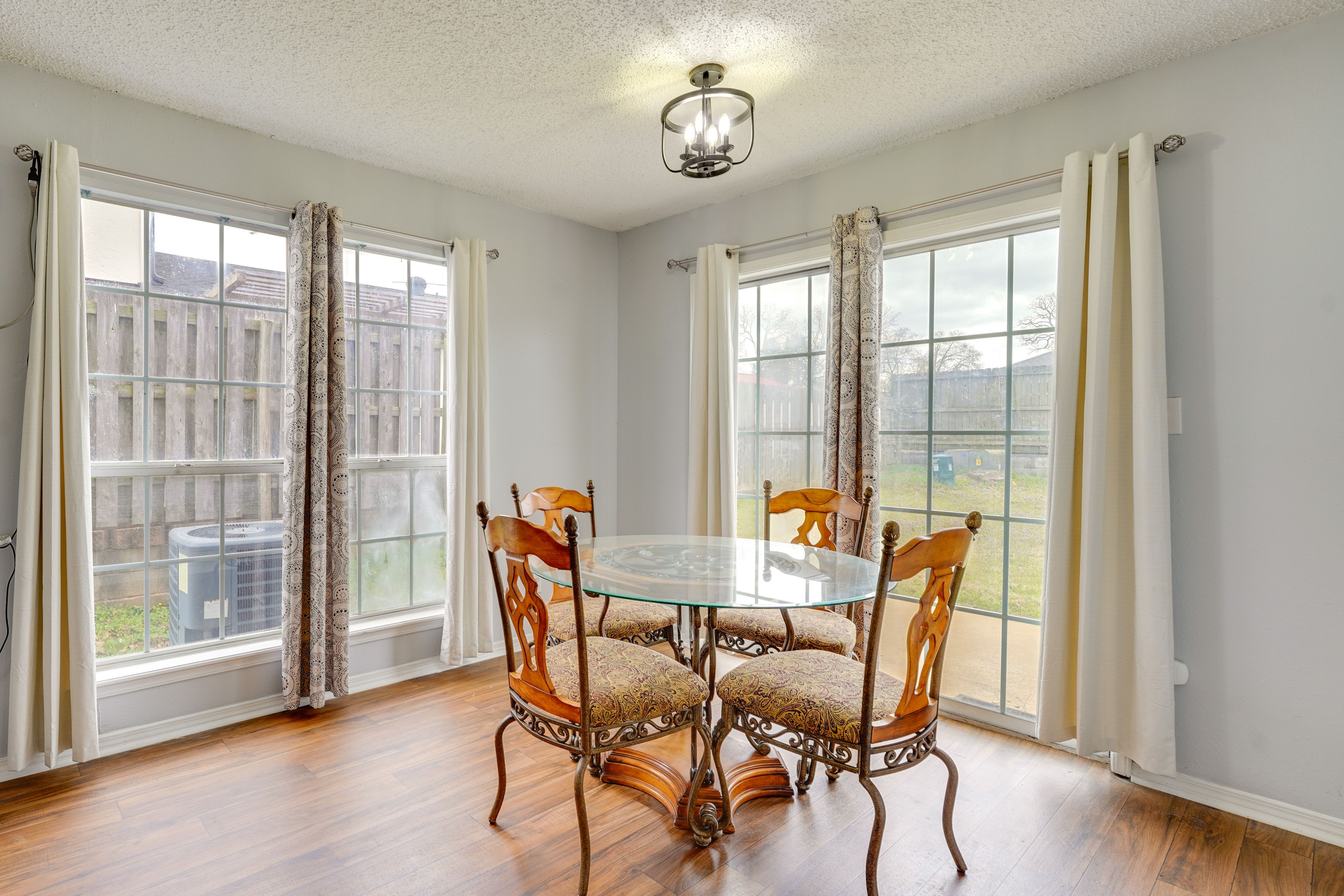 Dining Area | 1st Floor