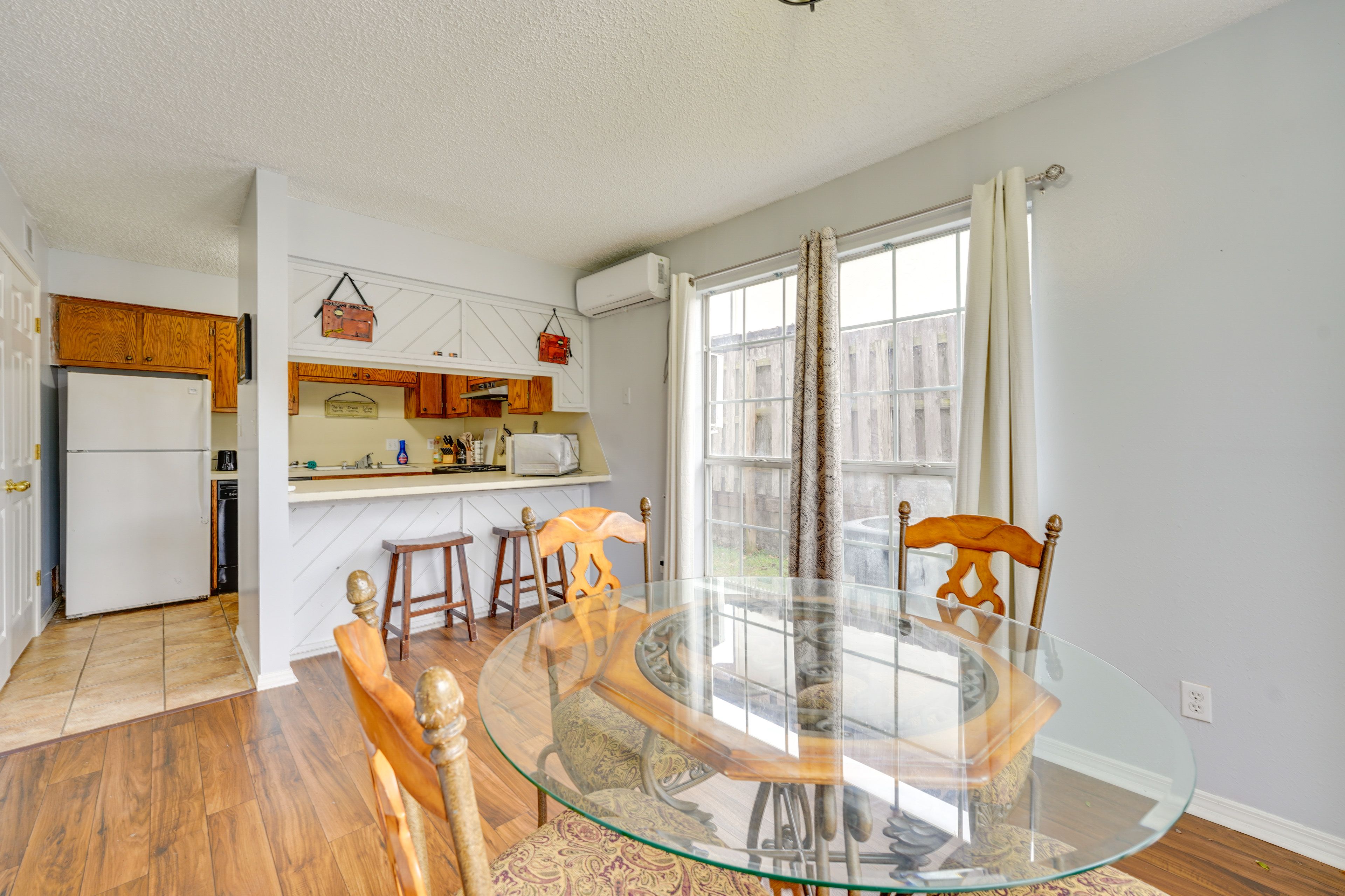 Dining Area & Kitchen | 2-Story Townhome | In-Unit Laundry