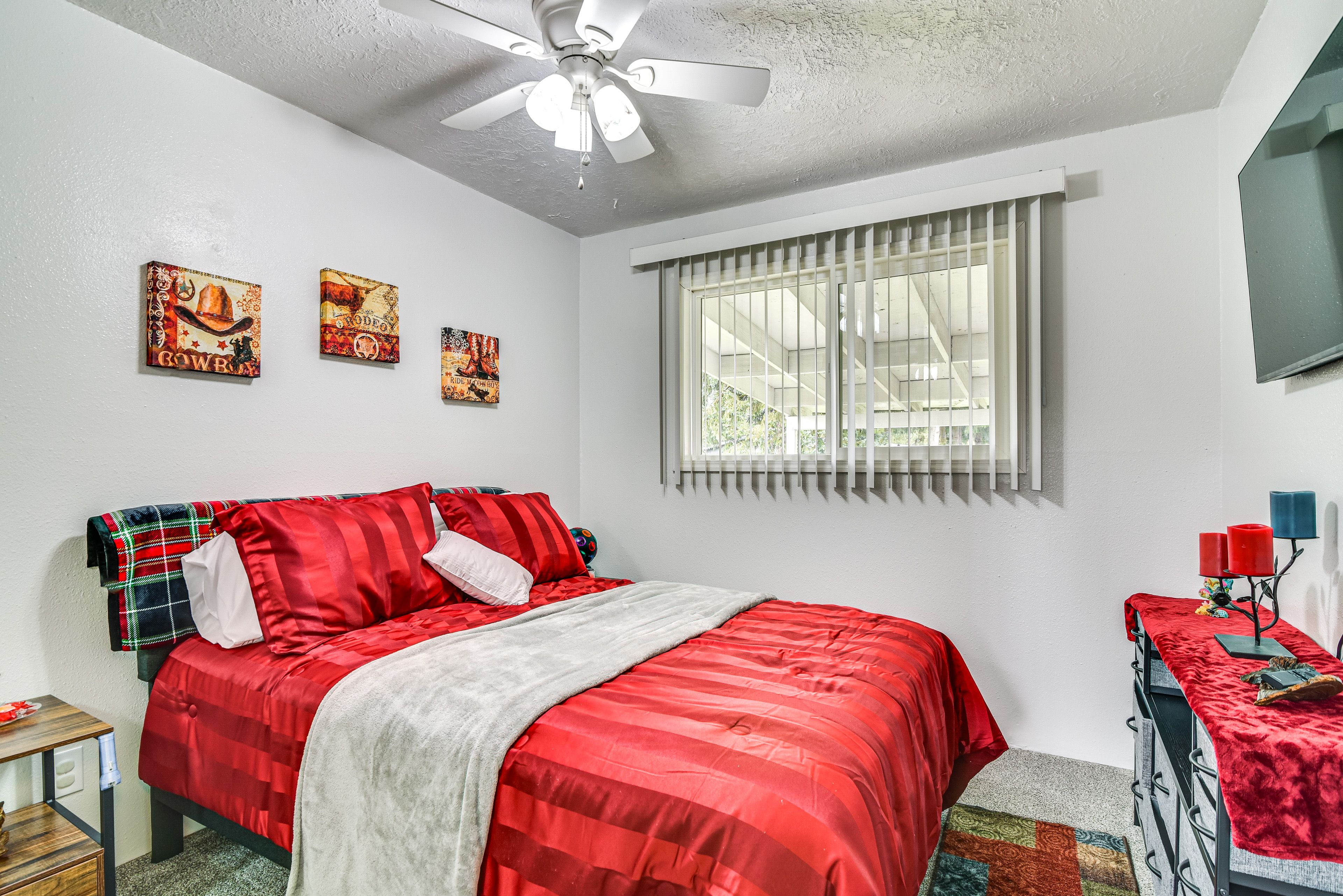 Bedroom 1 | Full Bed | Linens Provided