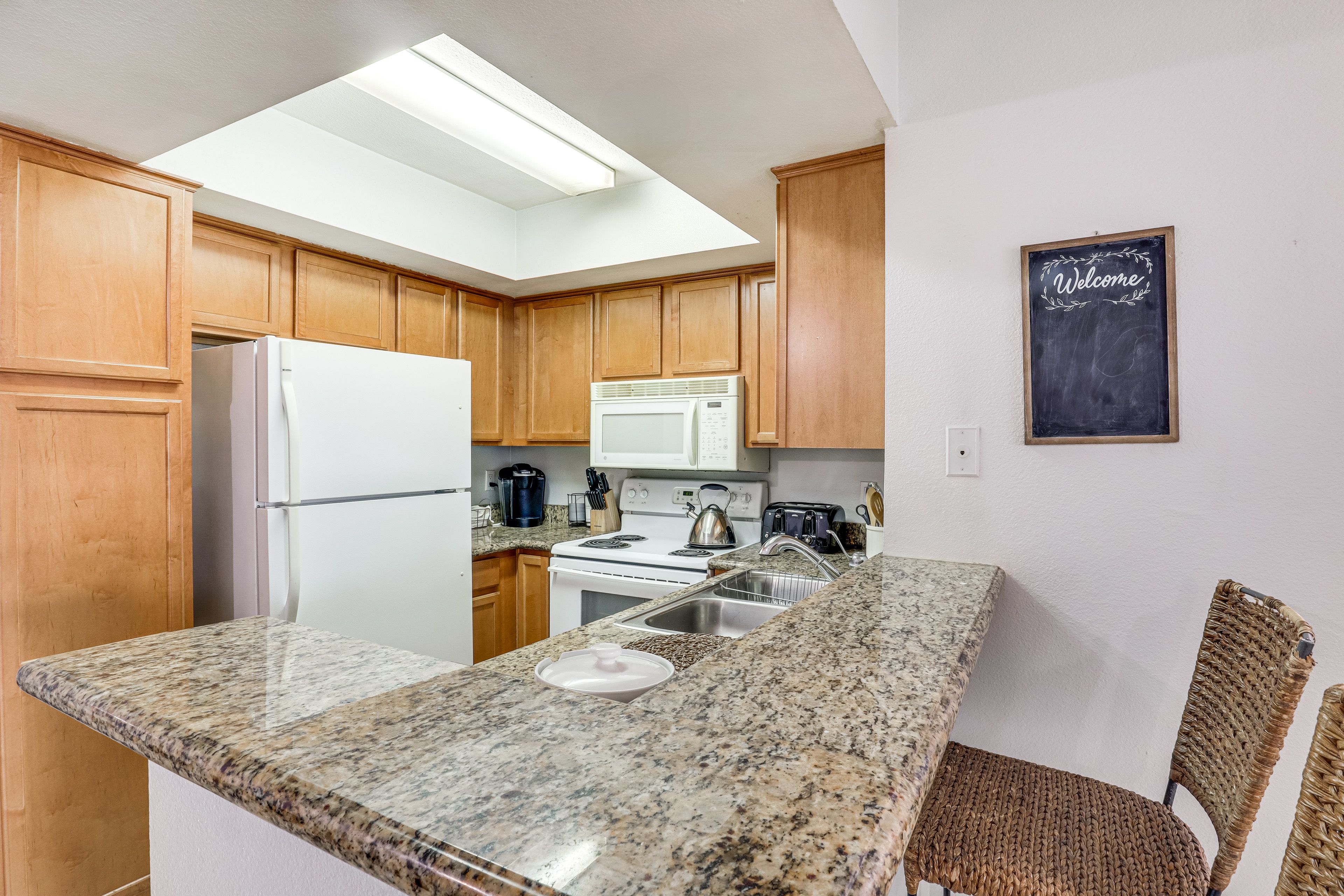 Kitchen | Cooking Basics | Keurig Coffee Maker | Dishwasher | Toaster