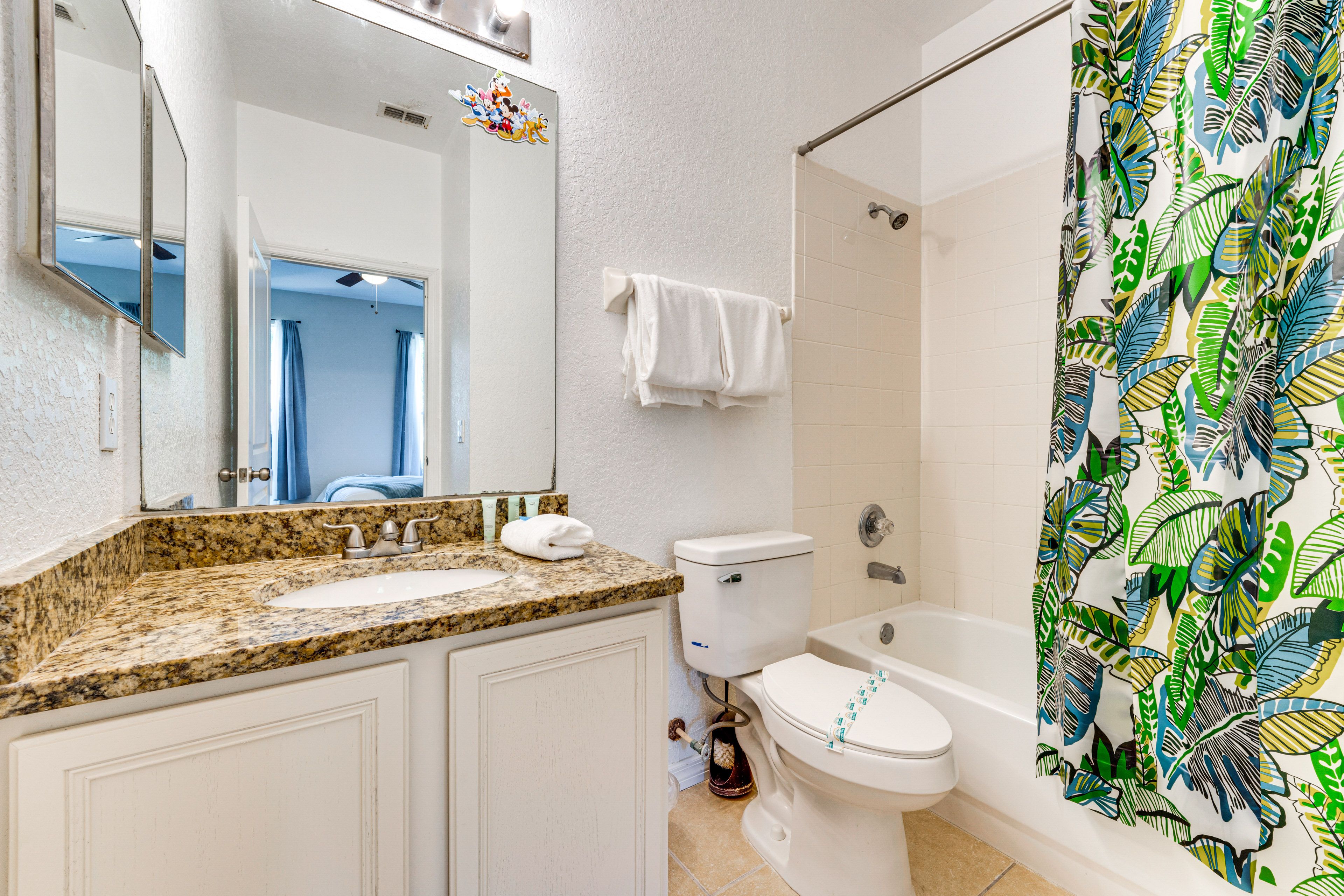 Full Bath | 1st Floor