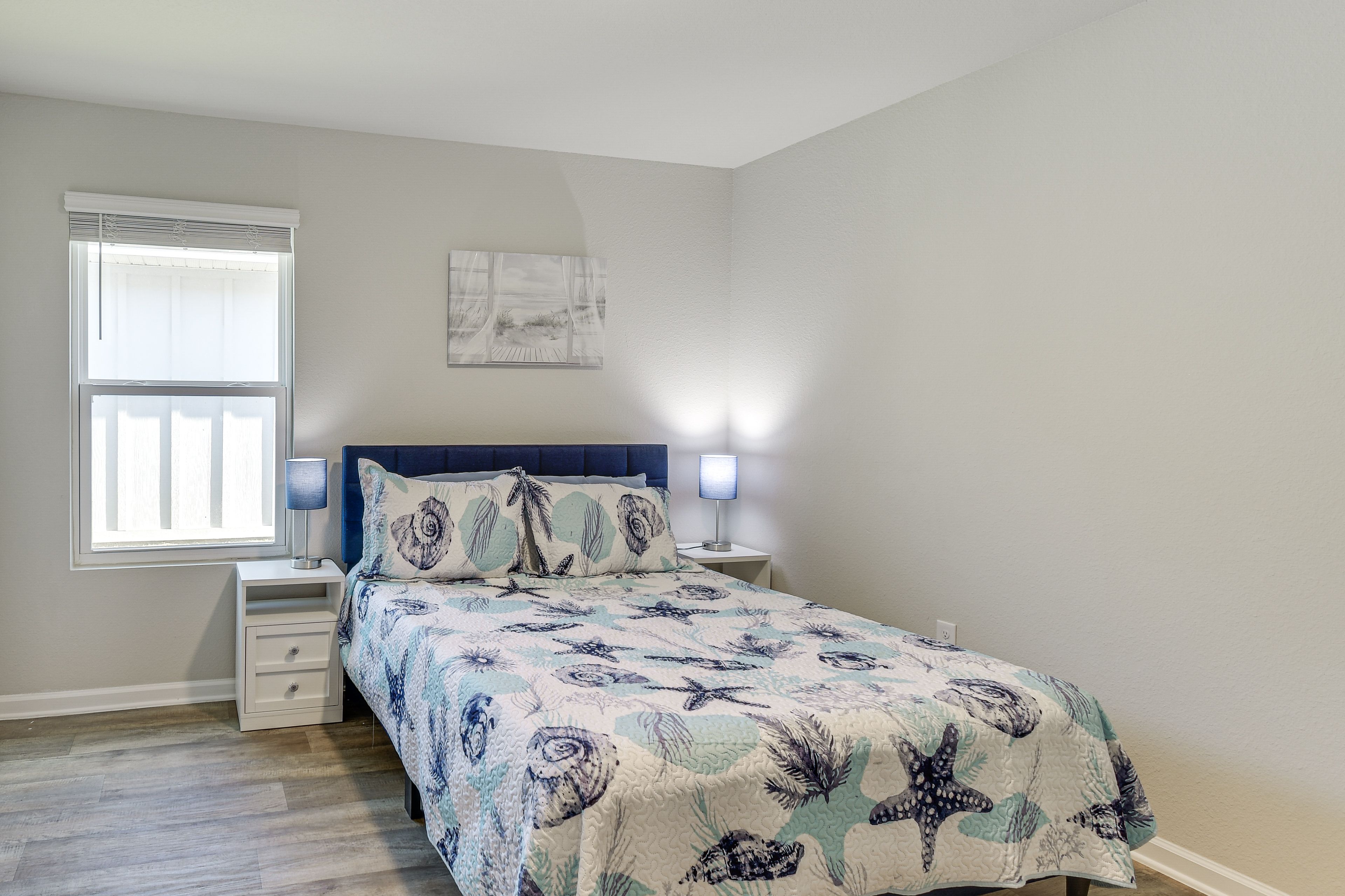 Bedroom 4 | Queen Bed