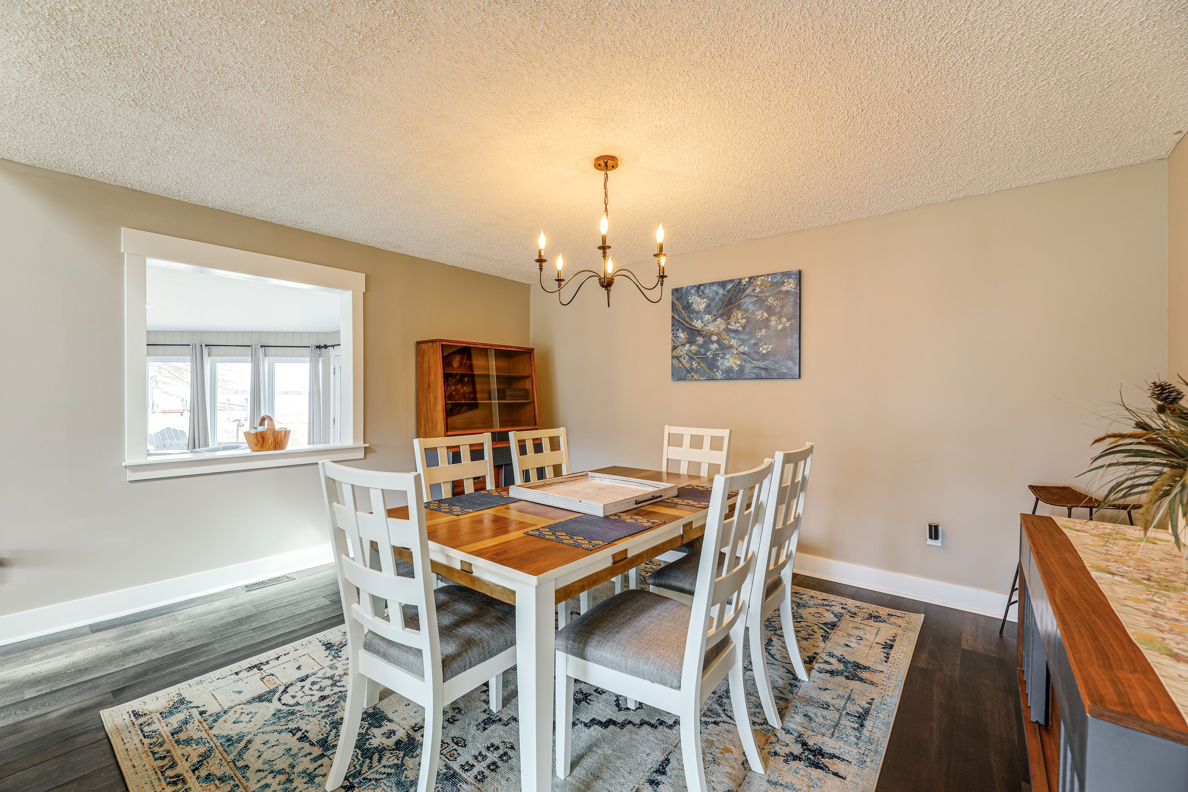 Formal Dining Area | 1st Floor | Dishware/Flatware