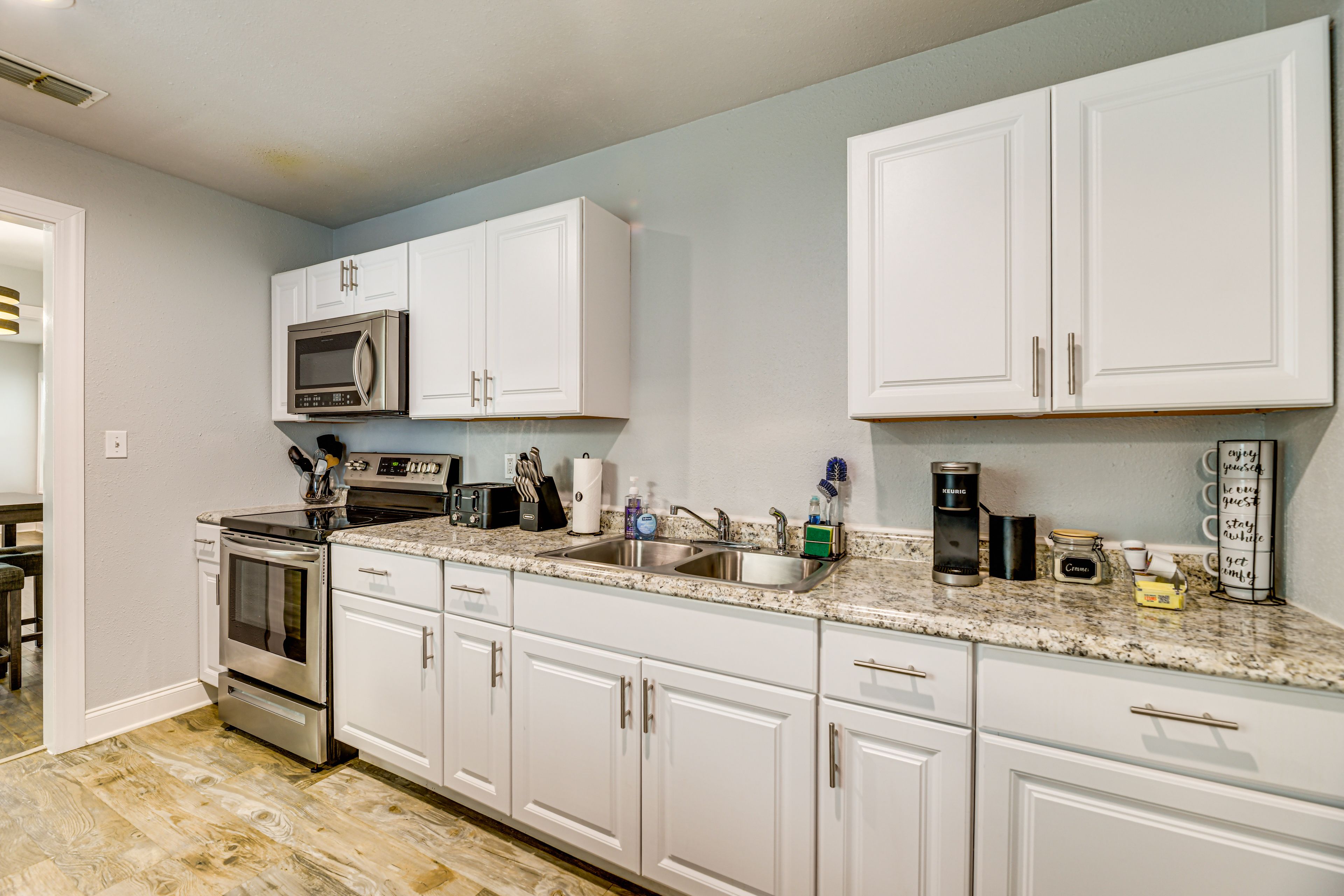 Kitchen | Cooking Basics | Single-Story Home