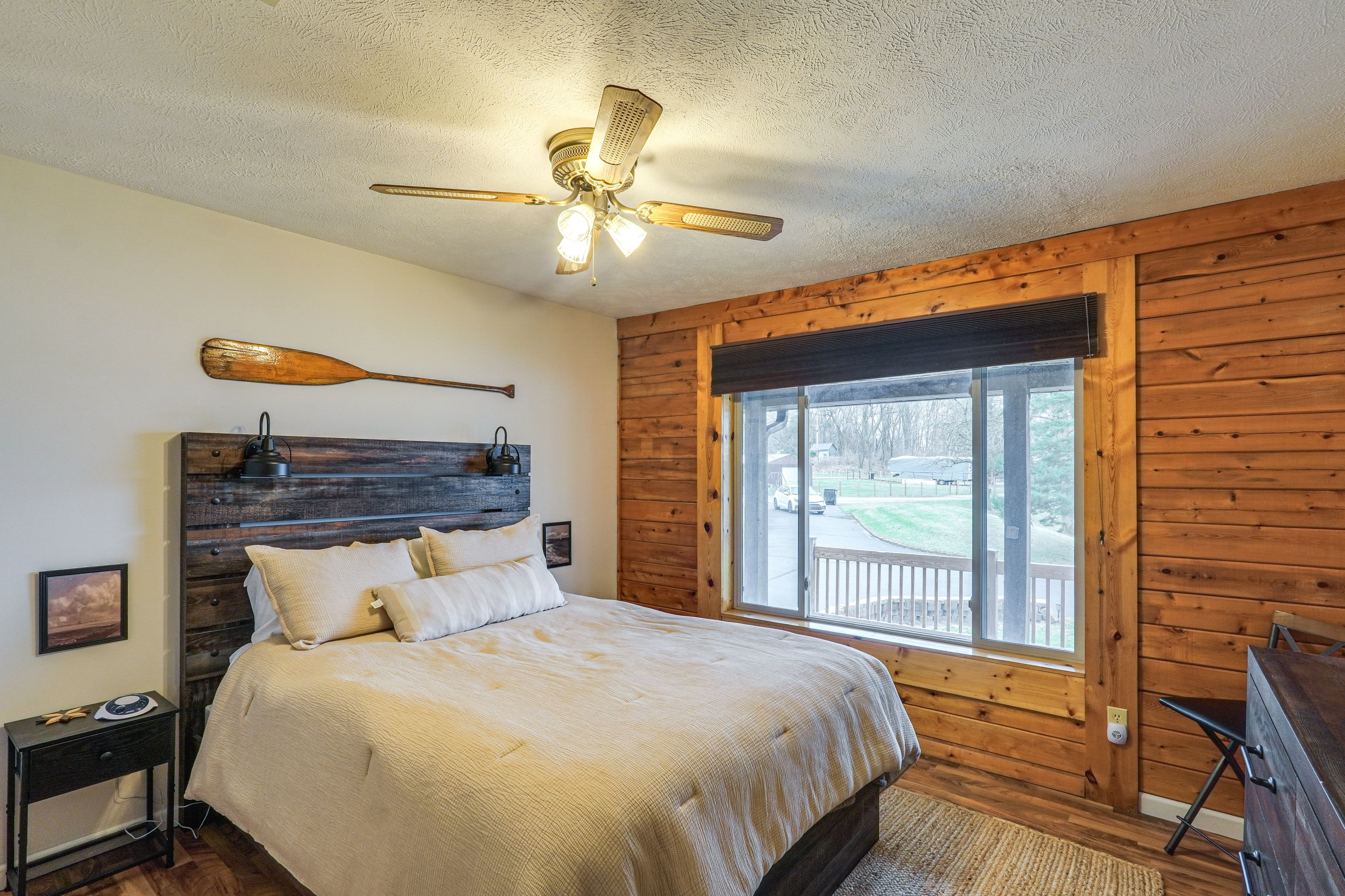 Bedroom 1 | 1st Floor | Queen Bed