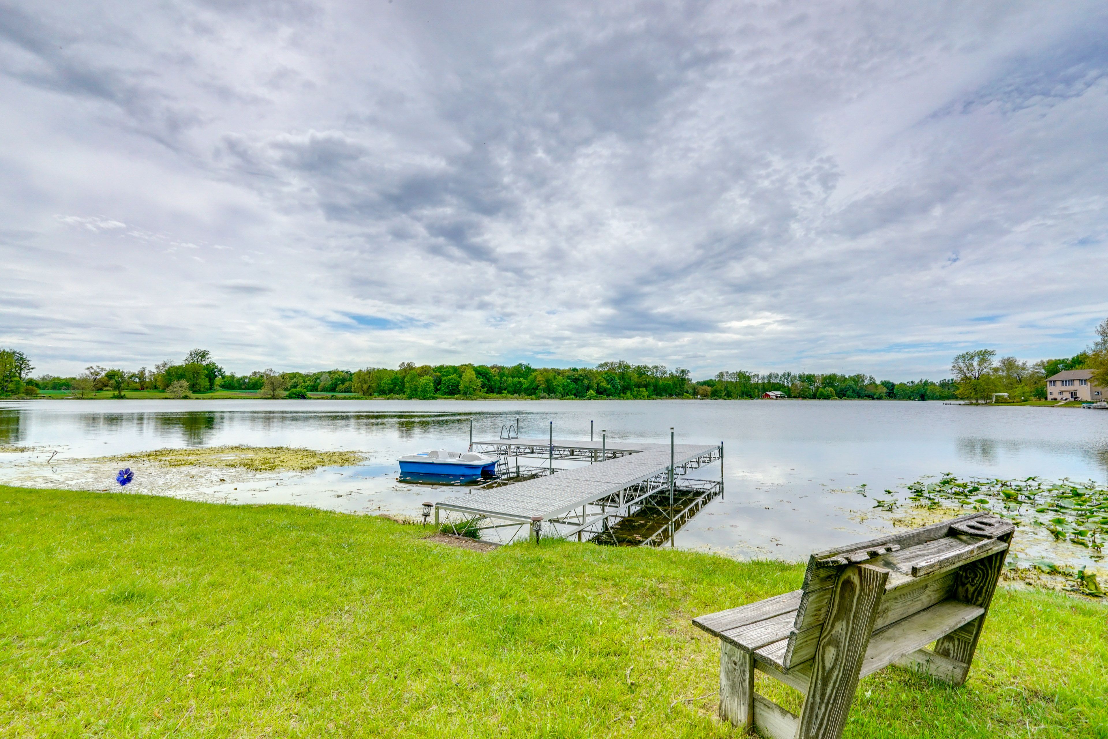 Akron Vacation Rental | 3BR | 2BA | 2,744 Sq Ft | 2 Steps Required