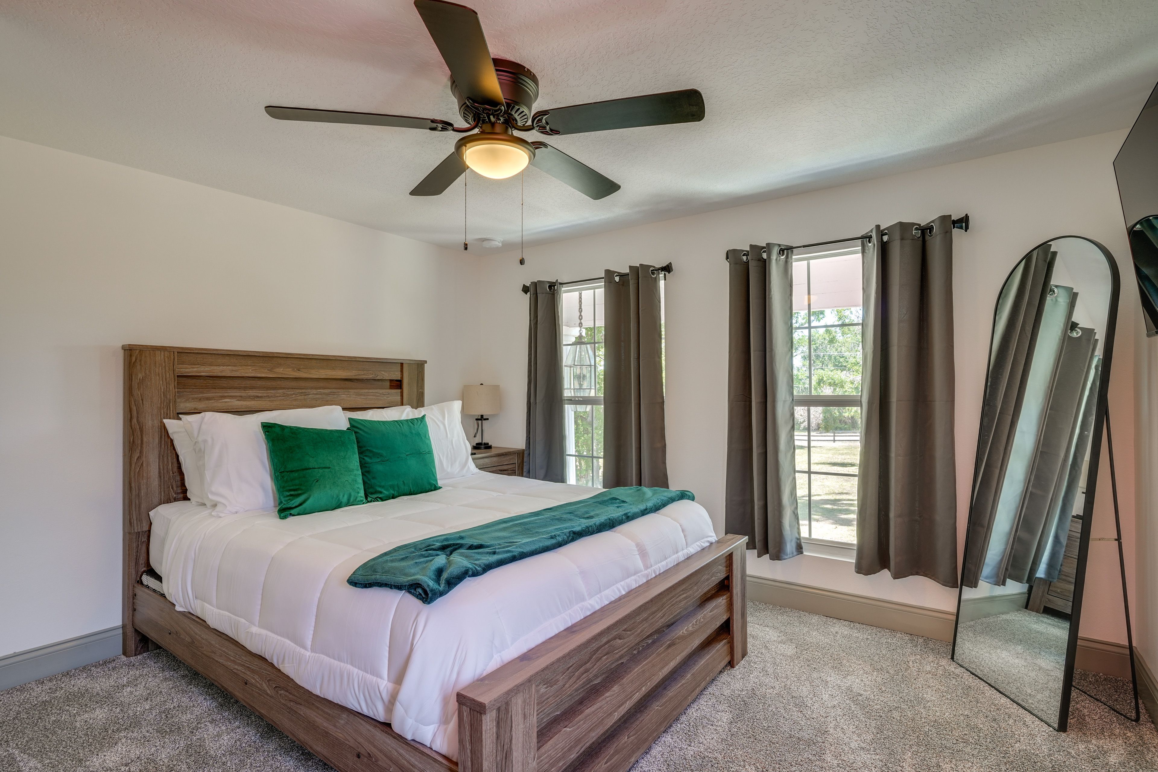 Bedroom 4 | Queen Bed | 2nd Floor
