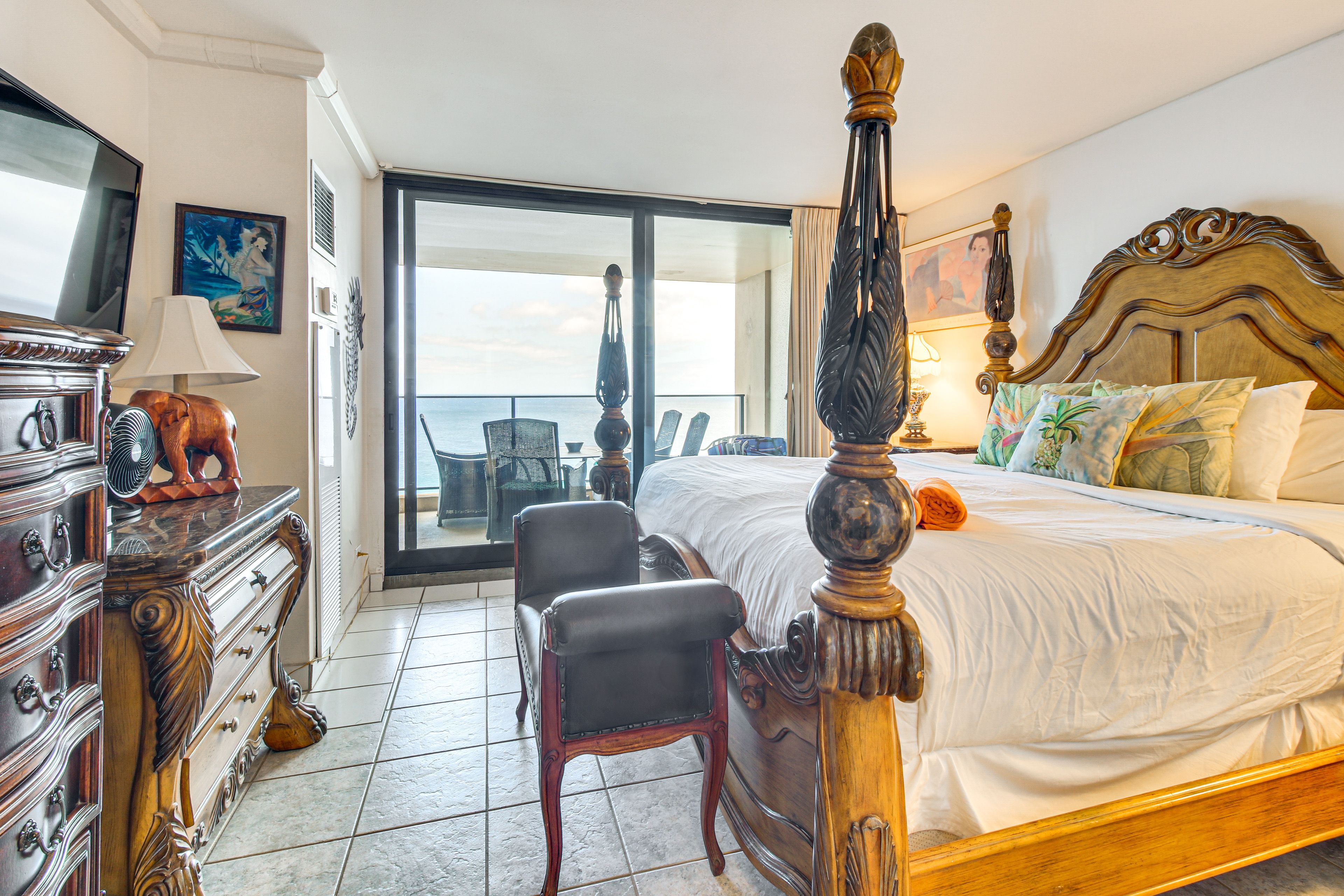 Bedroom 1 | King Bed | Balcony Access | Linens Provided