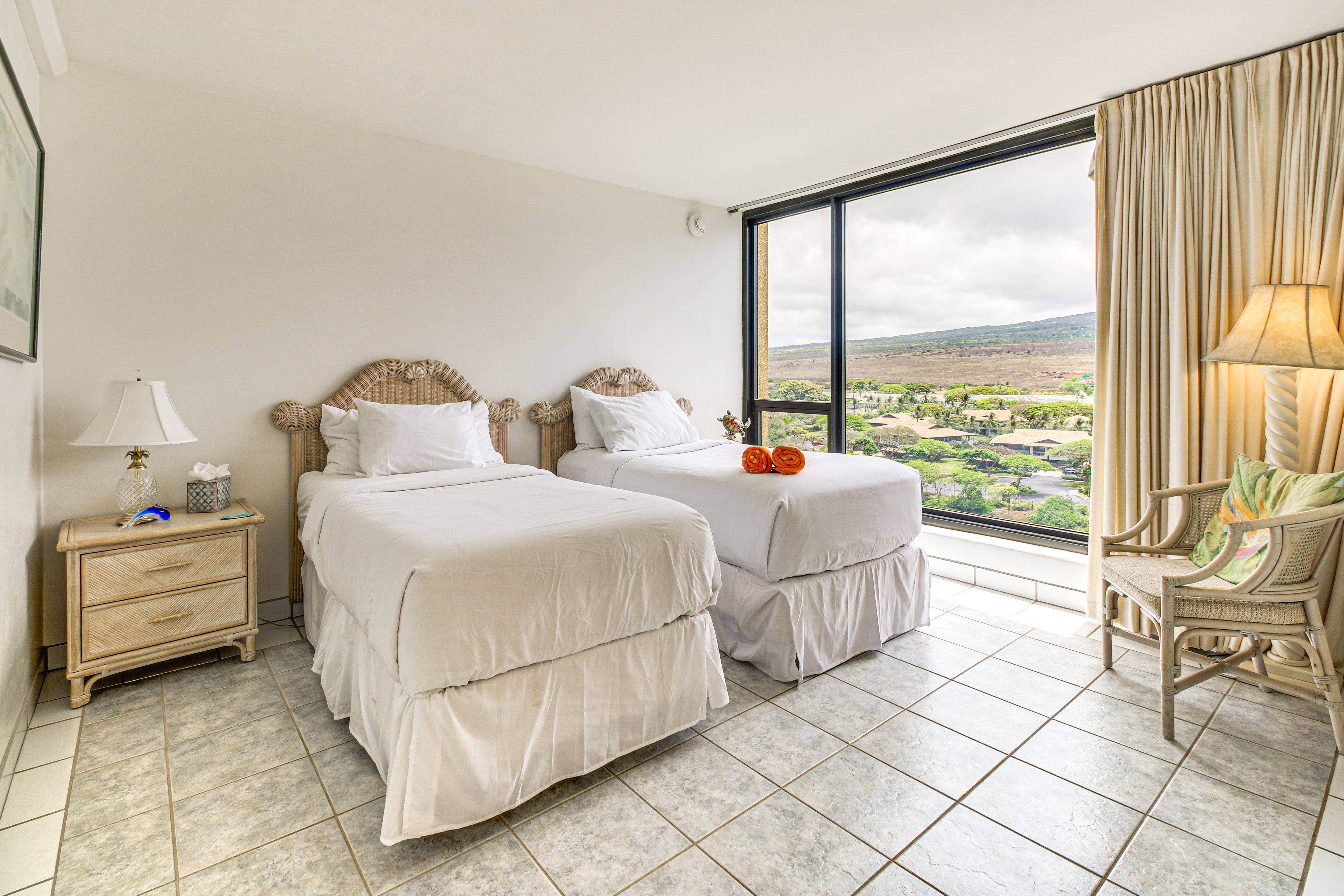 Bedroom 2 | 2 Twin Beds