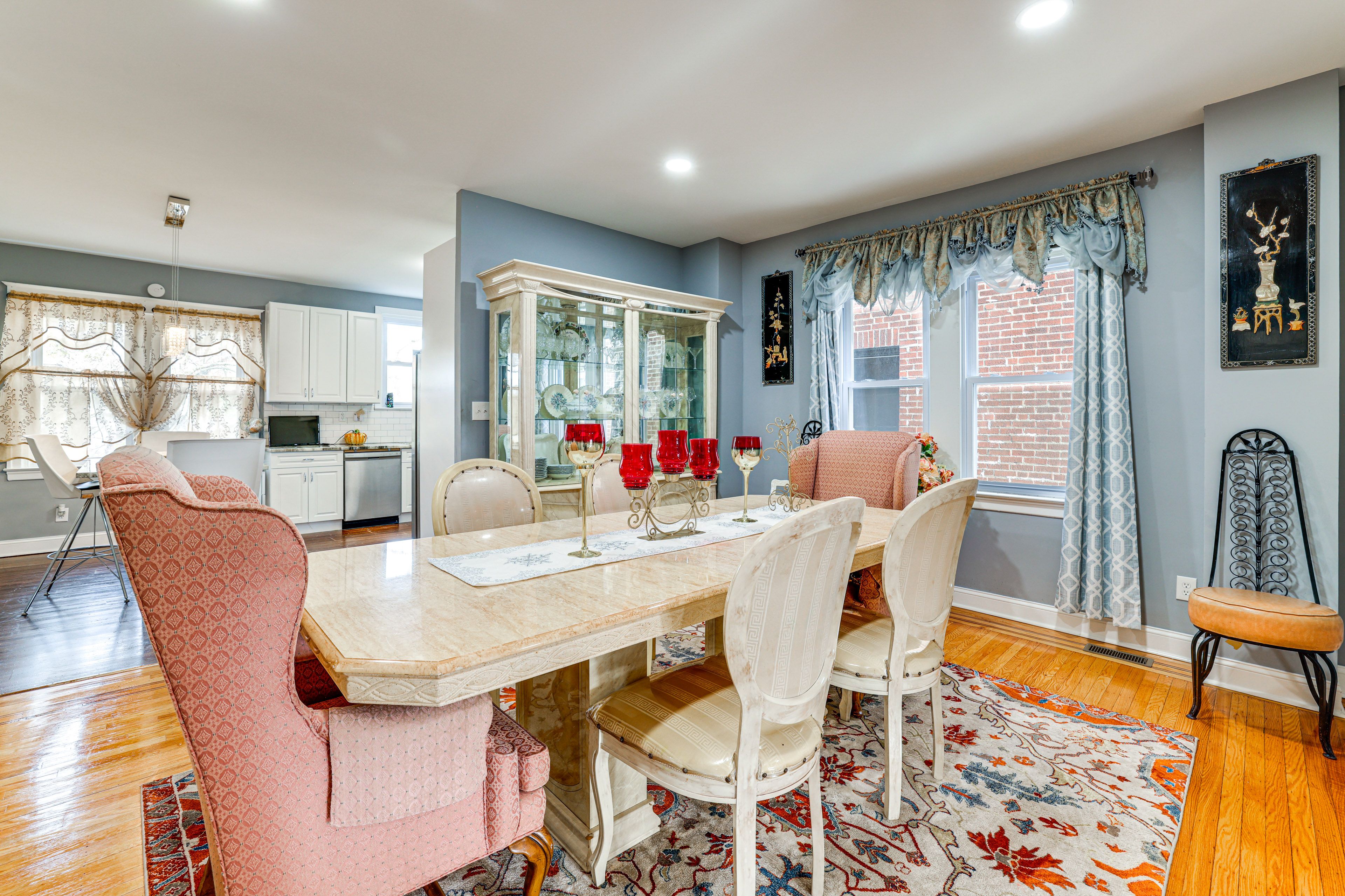 Dining Table | Dishware & Flatware | 1st Floor