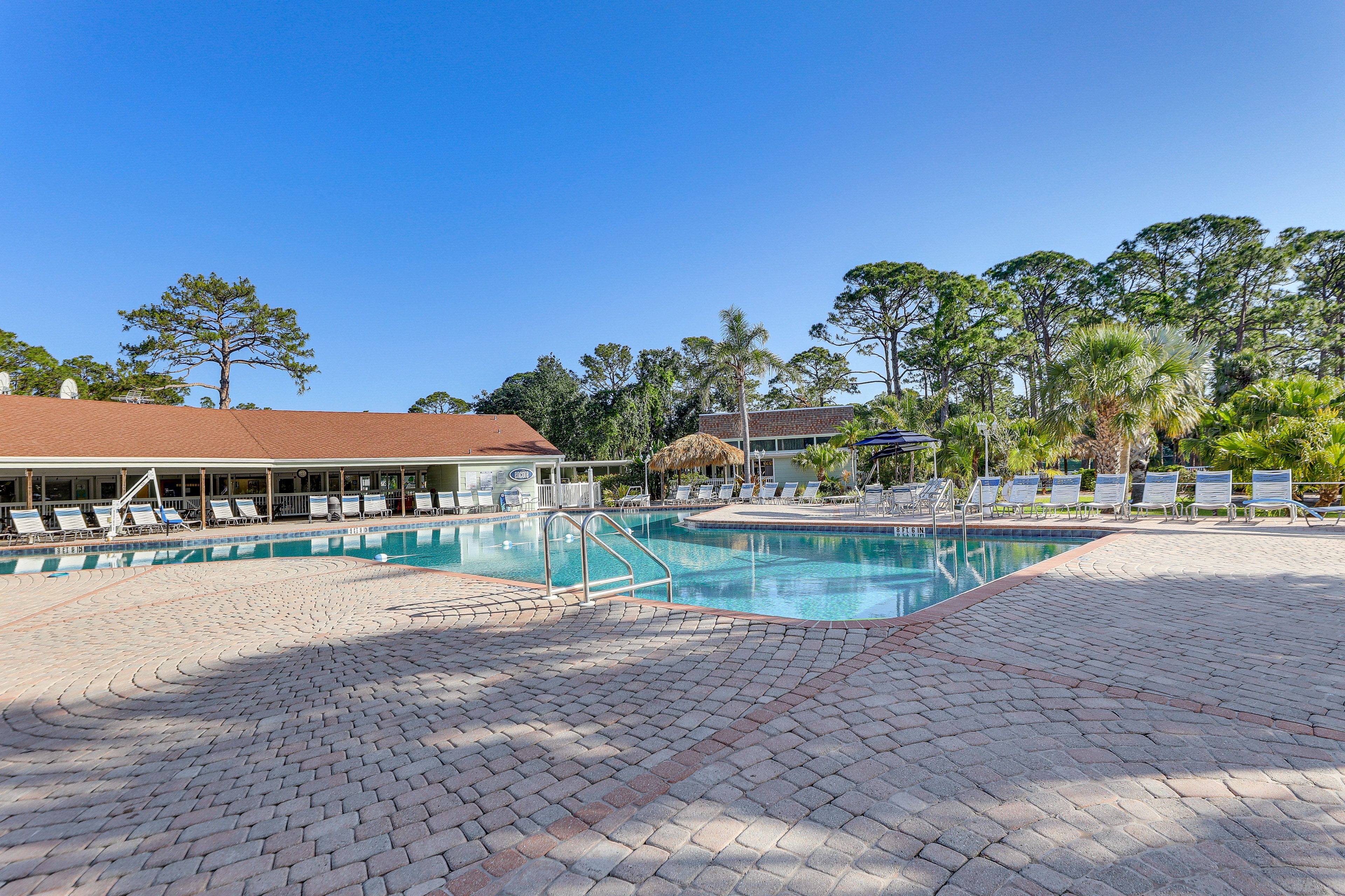 Royal Coachman | Community Amenities