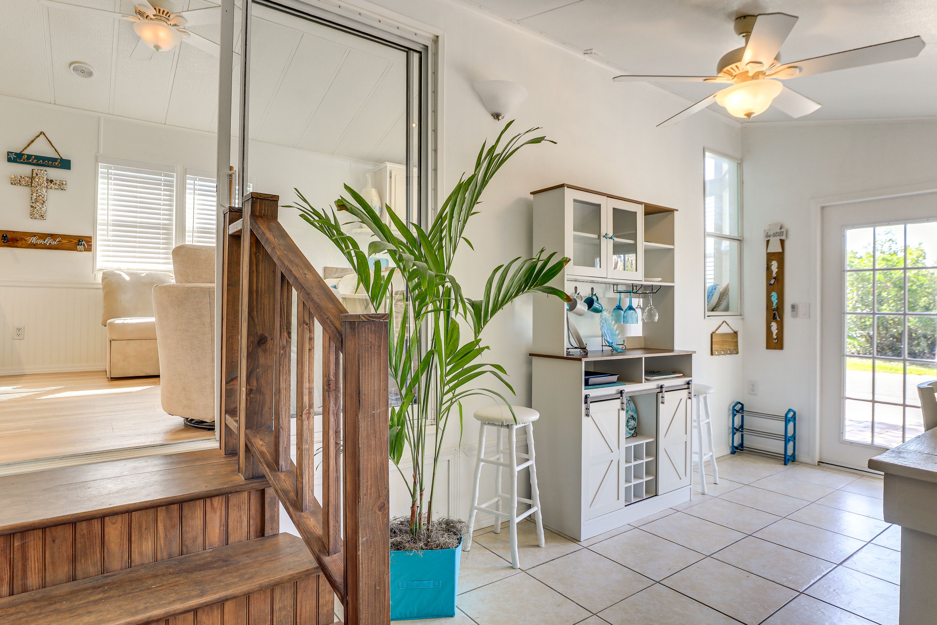 Dining Room | Dishware & Flatware