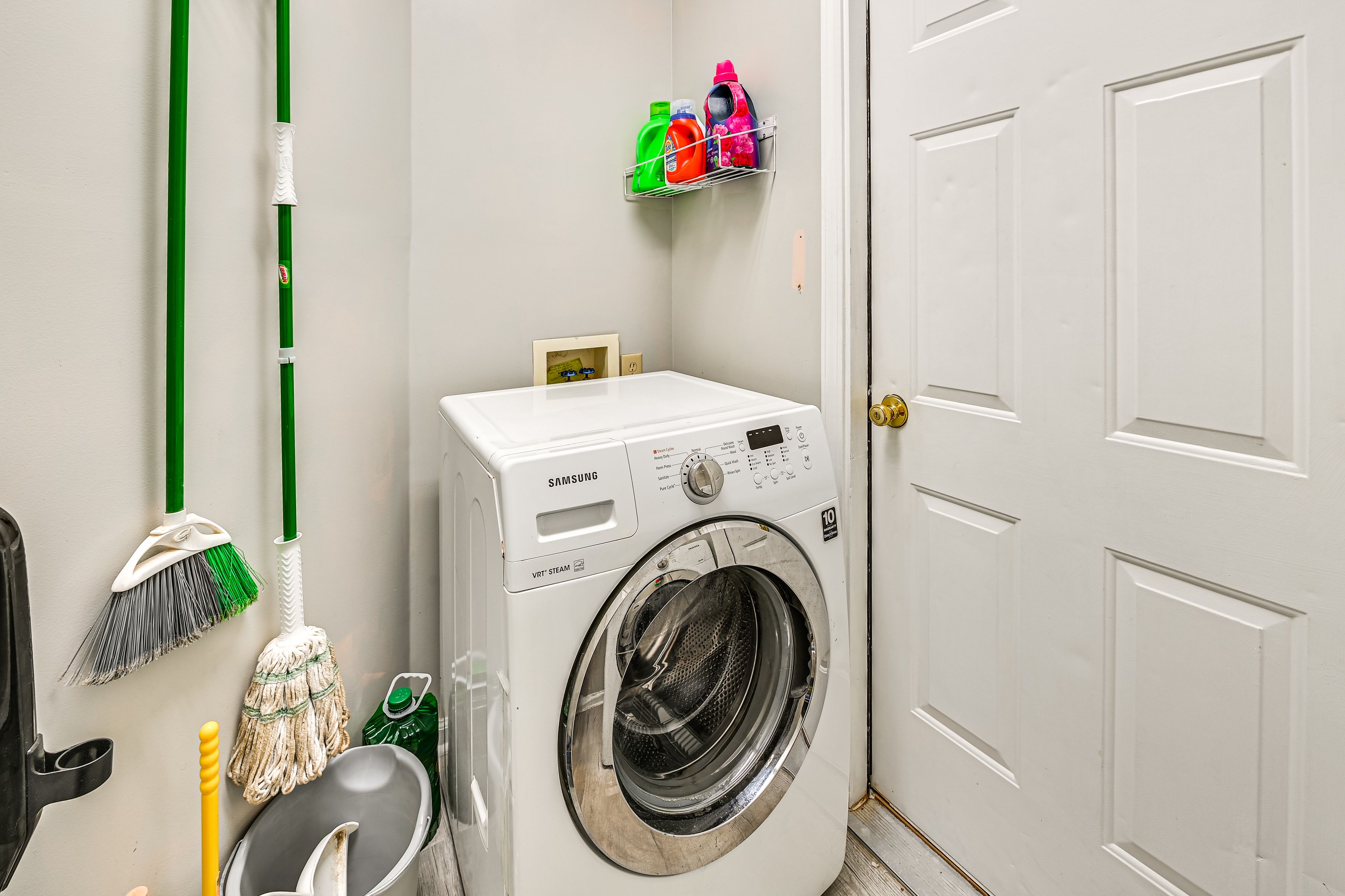 Laundry Area | Washer/Dryer