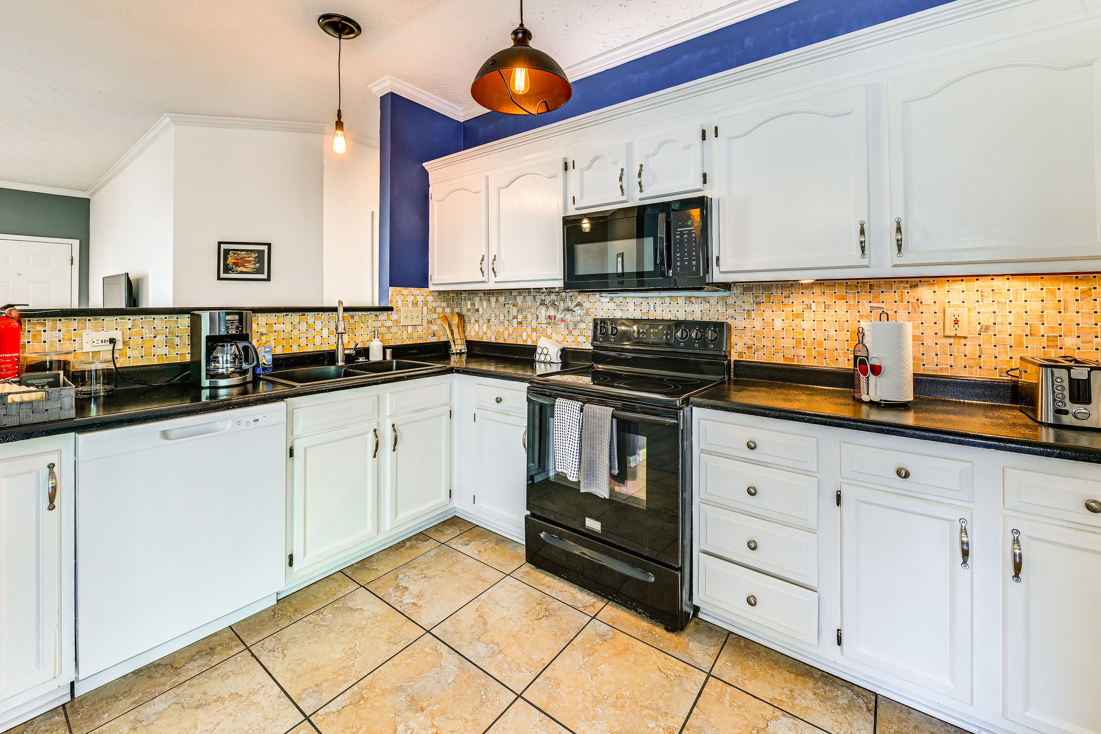 Kitchen | Cooking Basics | Drip Coffee Maker | Microwave | Toaster