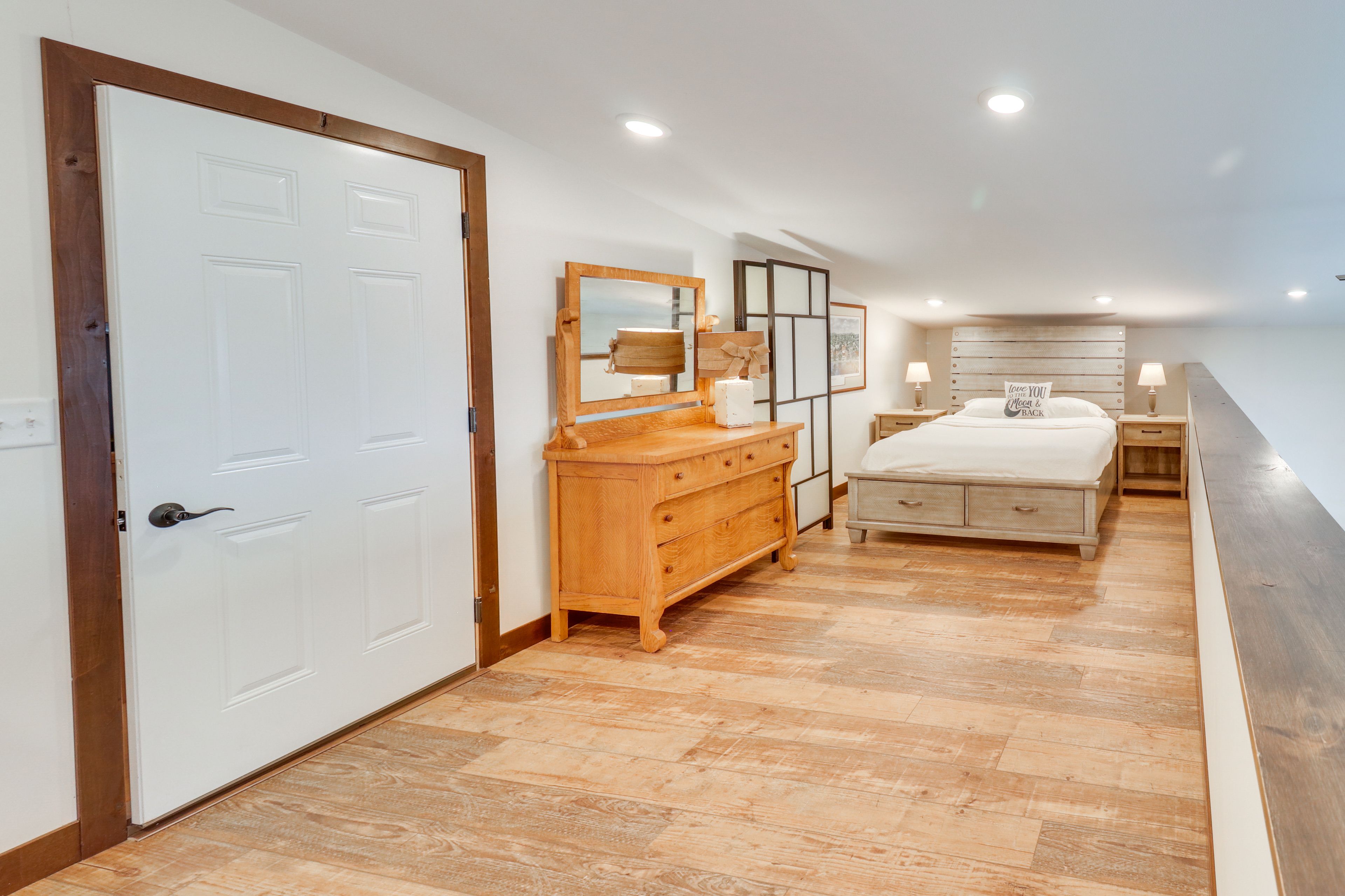 Loft | 2 Queen Beds | 2 Twin Beds | Twin Futon | 2nd Floor