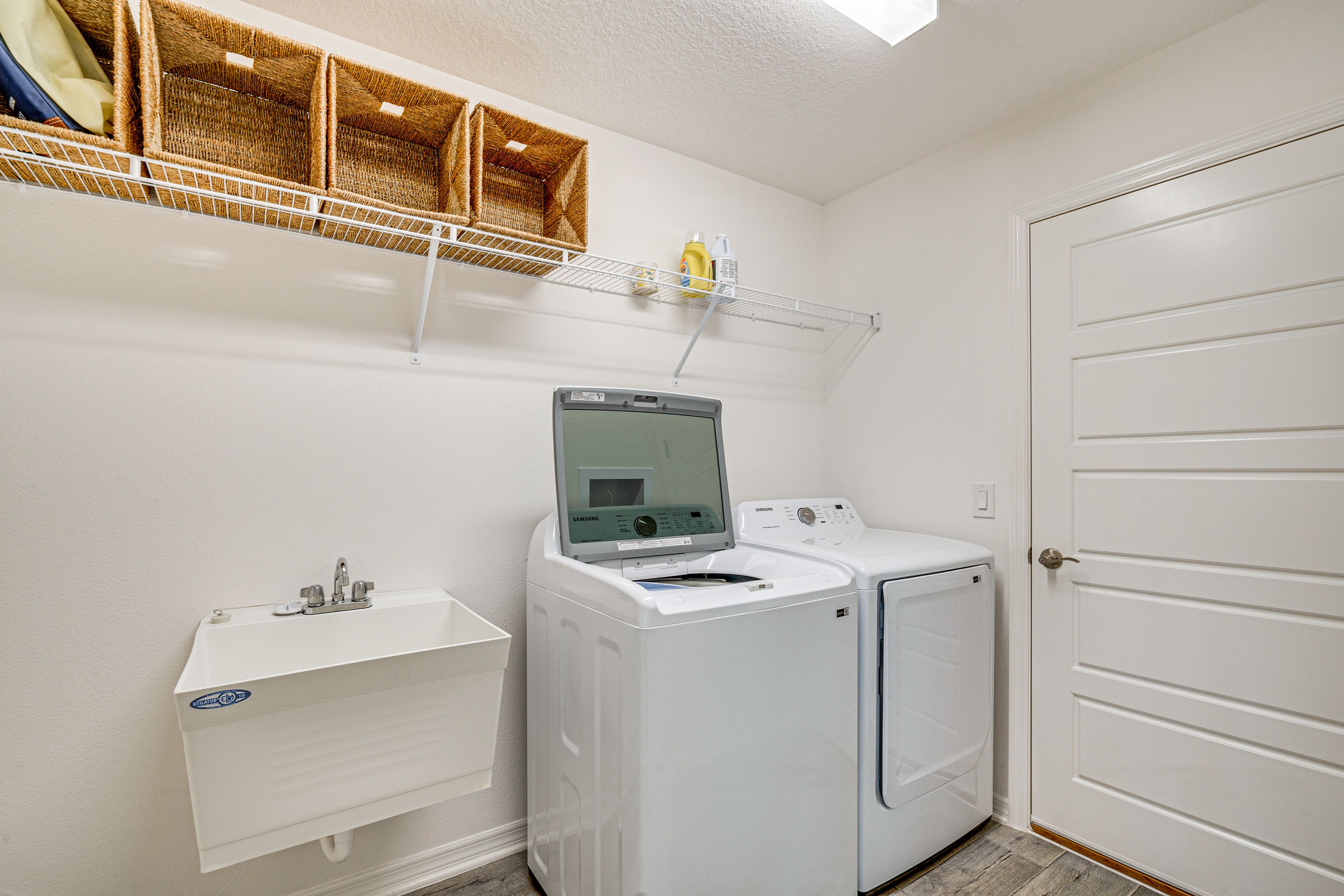 Washer & Dryer