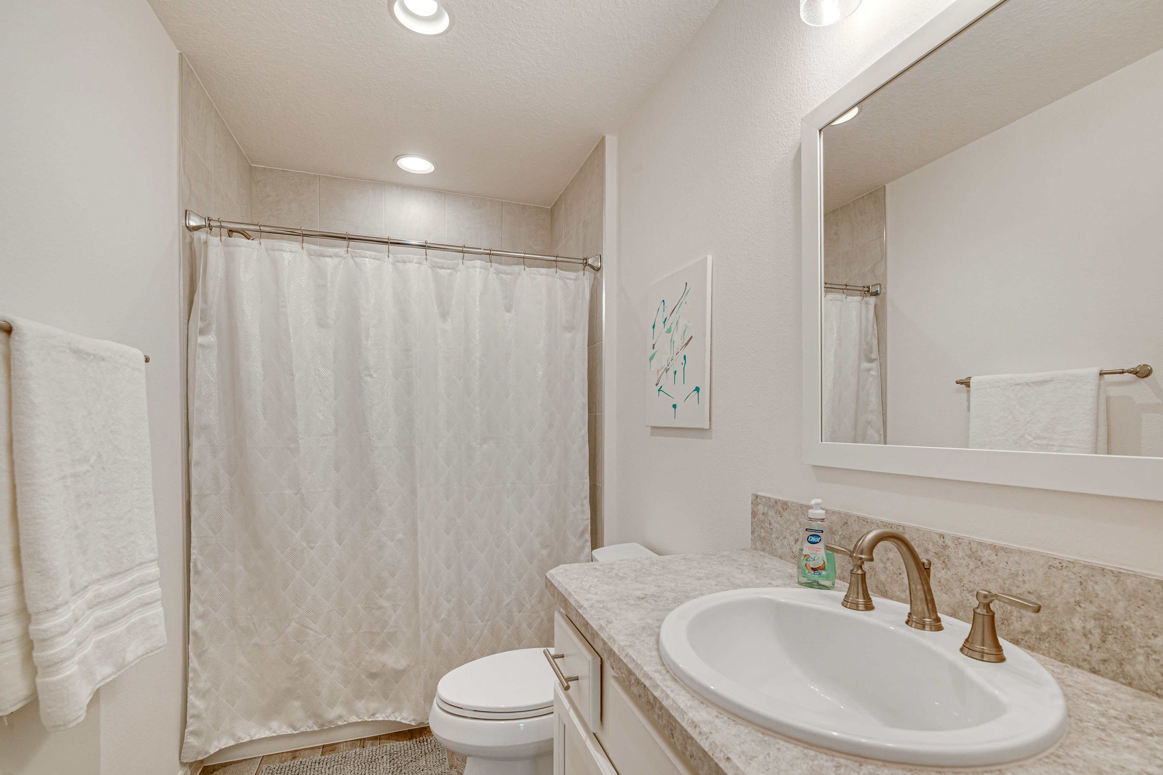 Full Bathroom