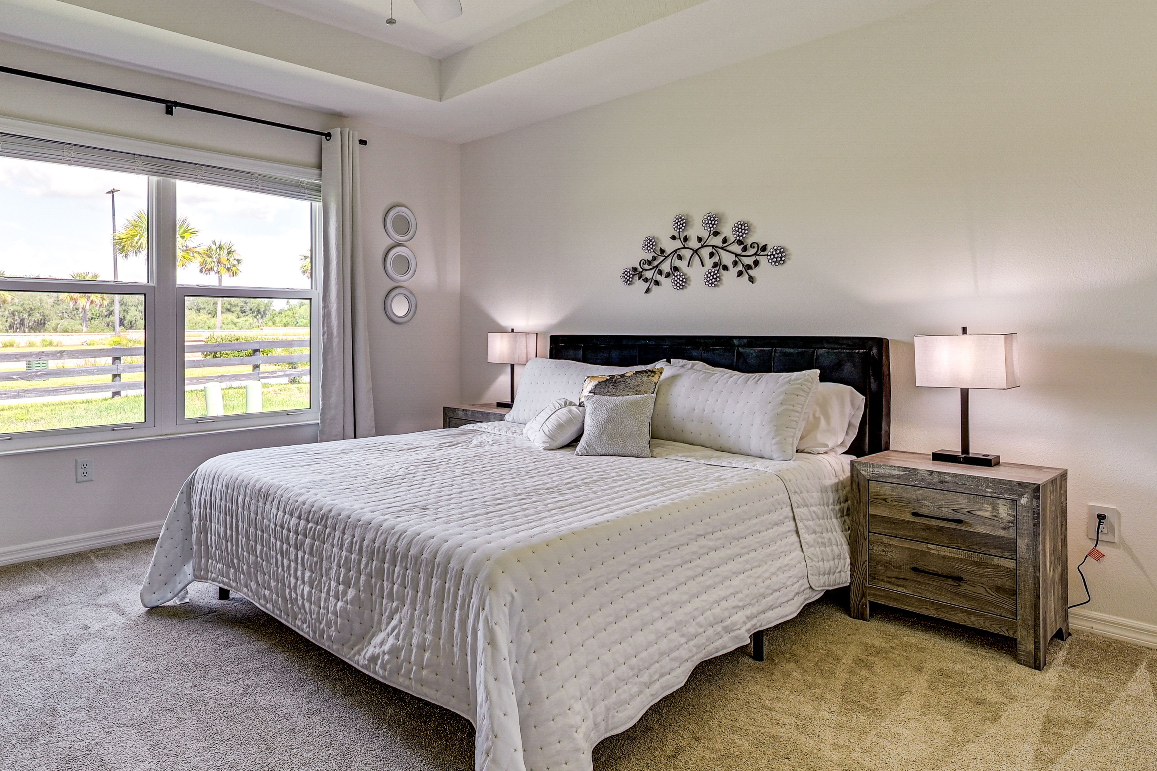 Bedroom 2 | Queen Bed