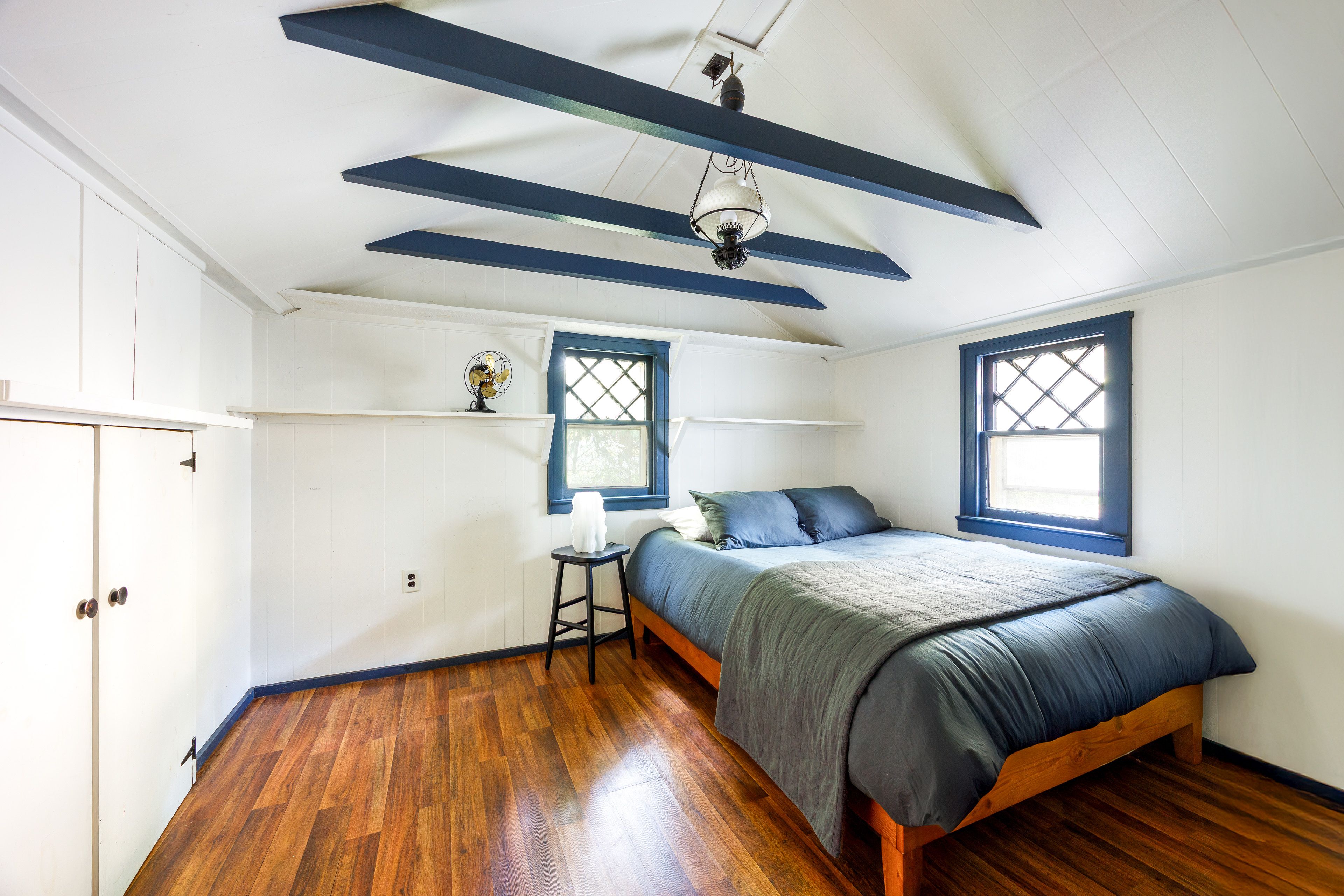 Bedroom 1 | 1st Floor | Queen Bed | Linens Provided