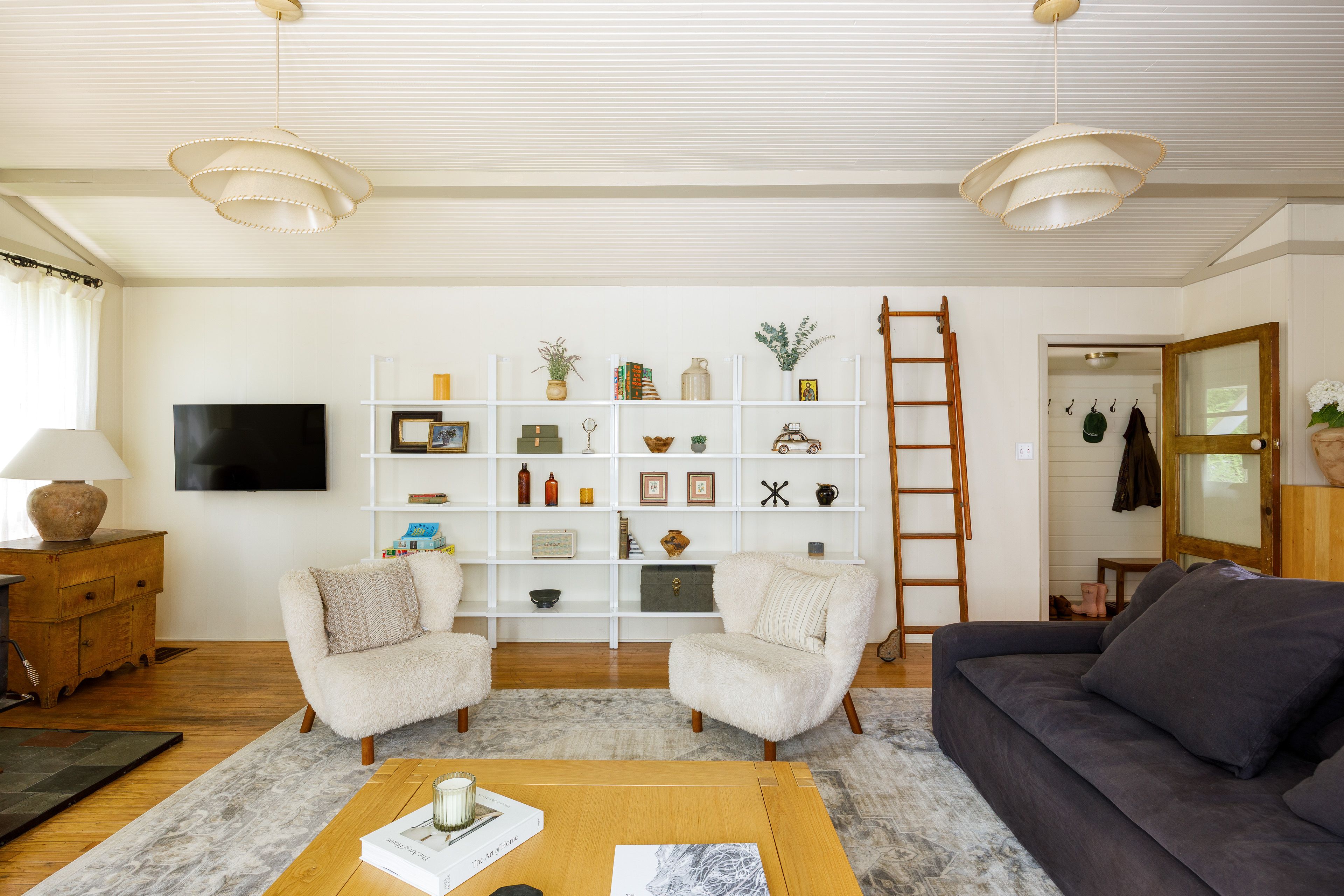 Living Room | 1st Floor | Free WiFi | Desk