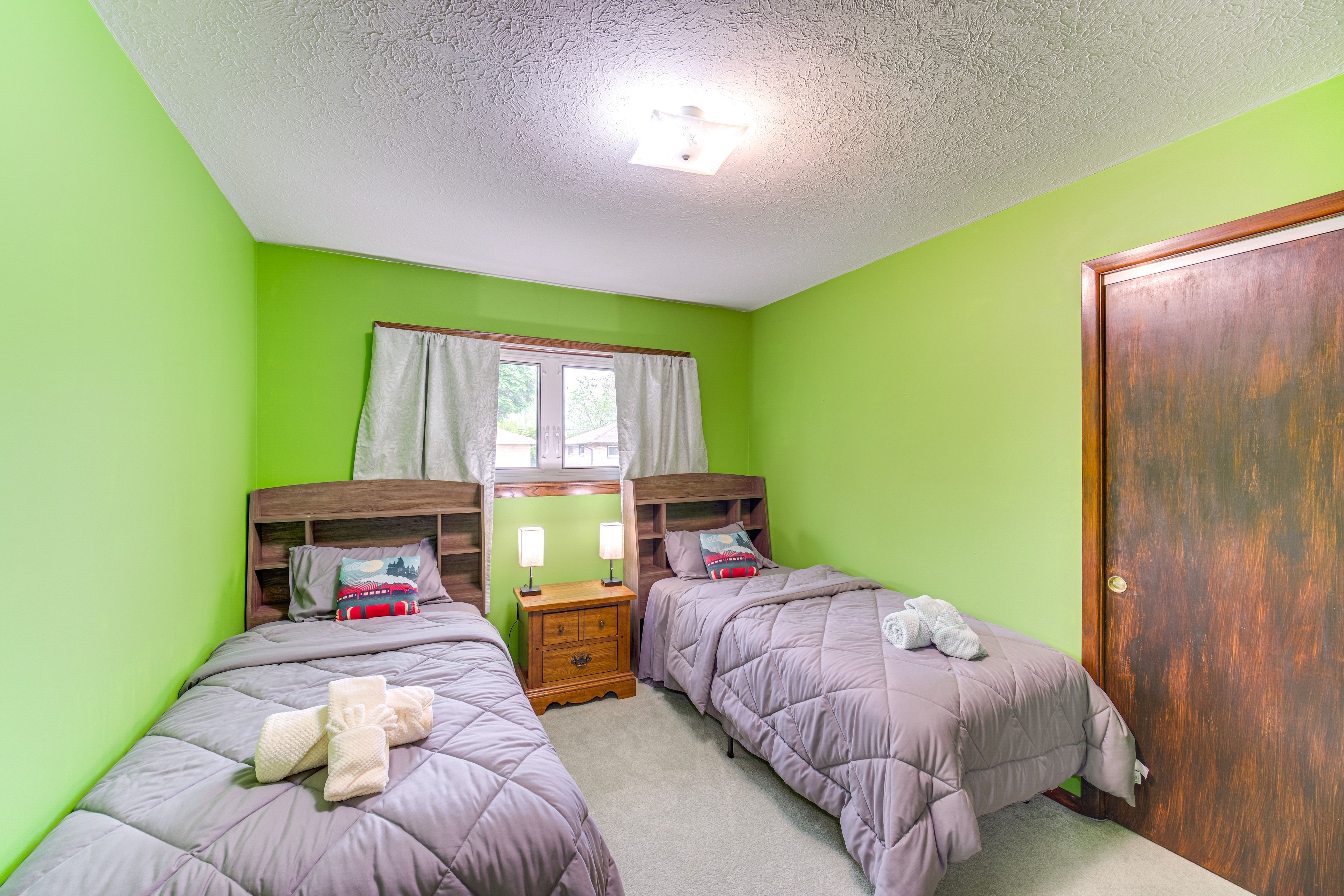 Bedroom 3 | 2 Twin Beds