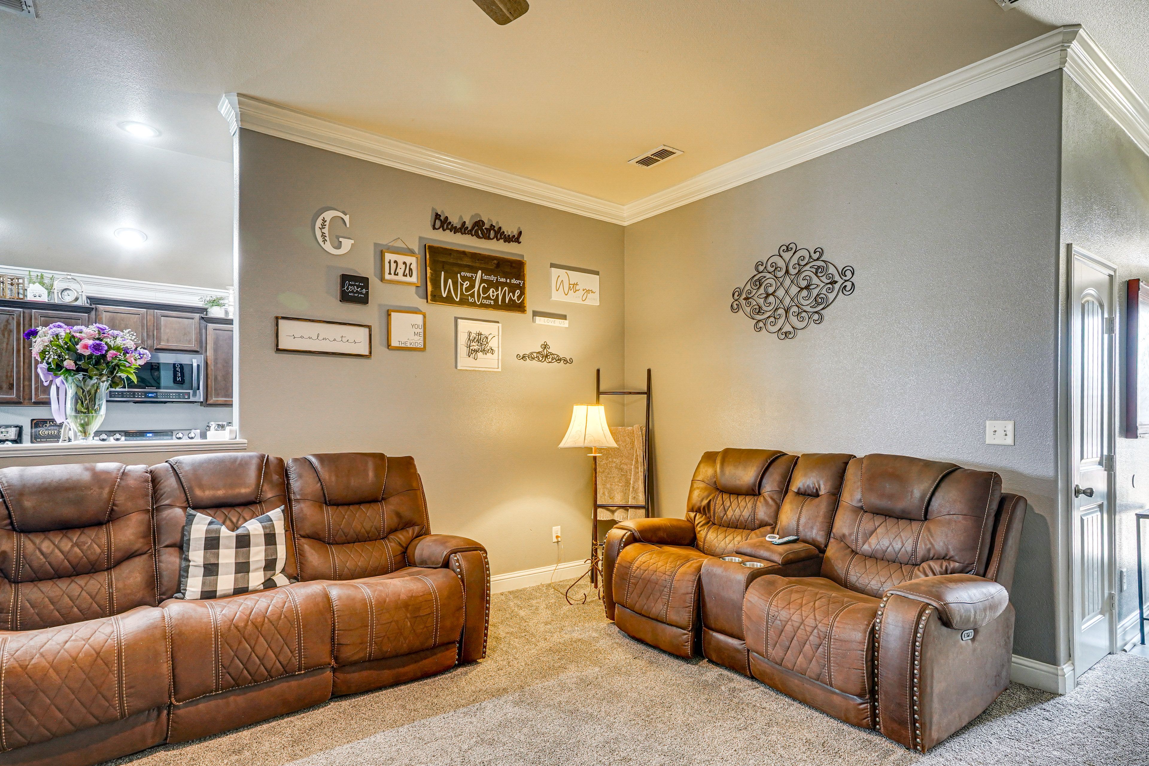Living Room | Central A/C
