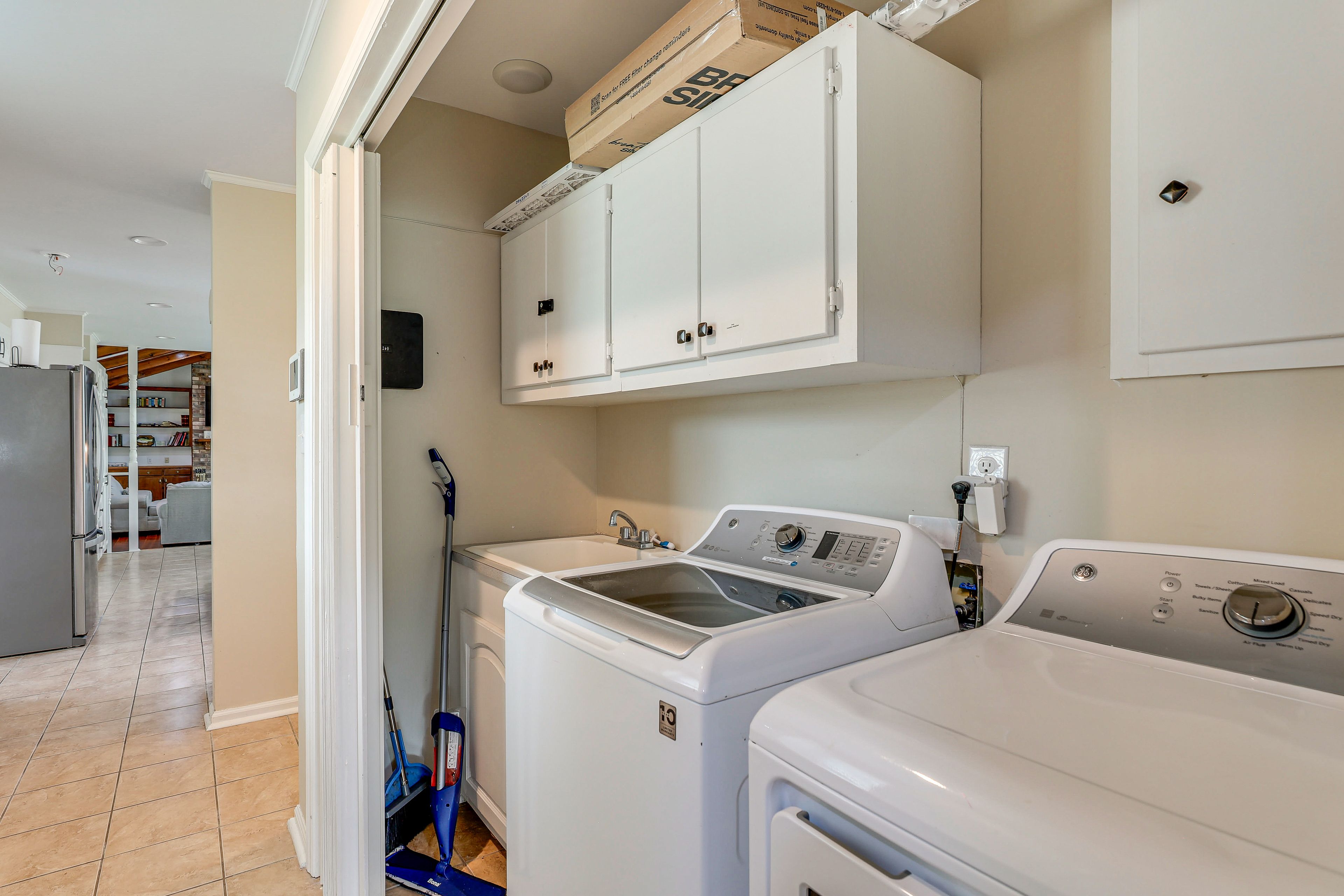 Washer & Dryer