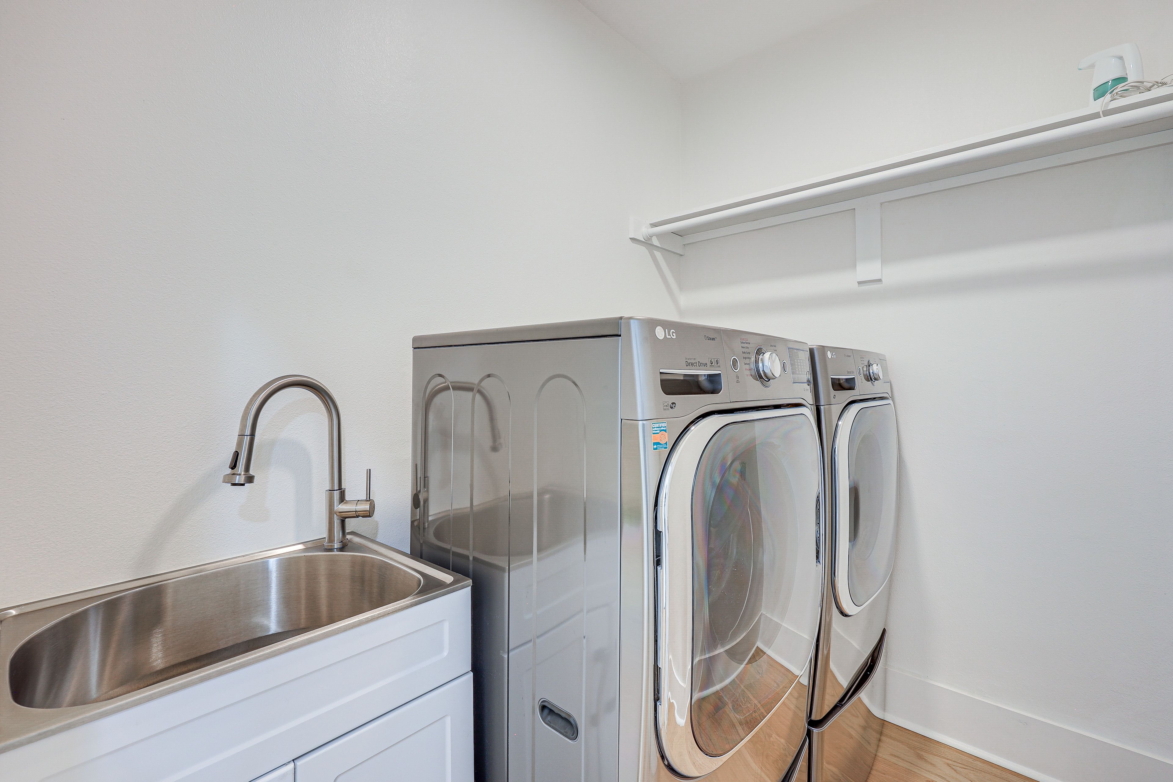 Washer & Dryer | 2nd Floor