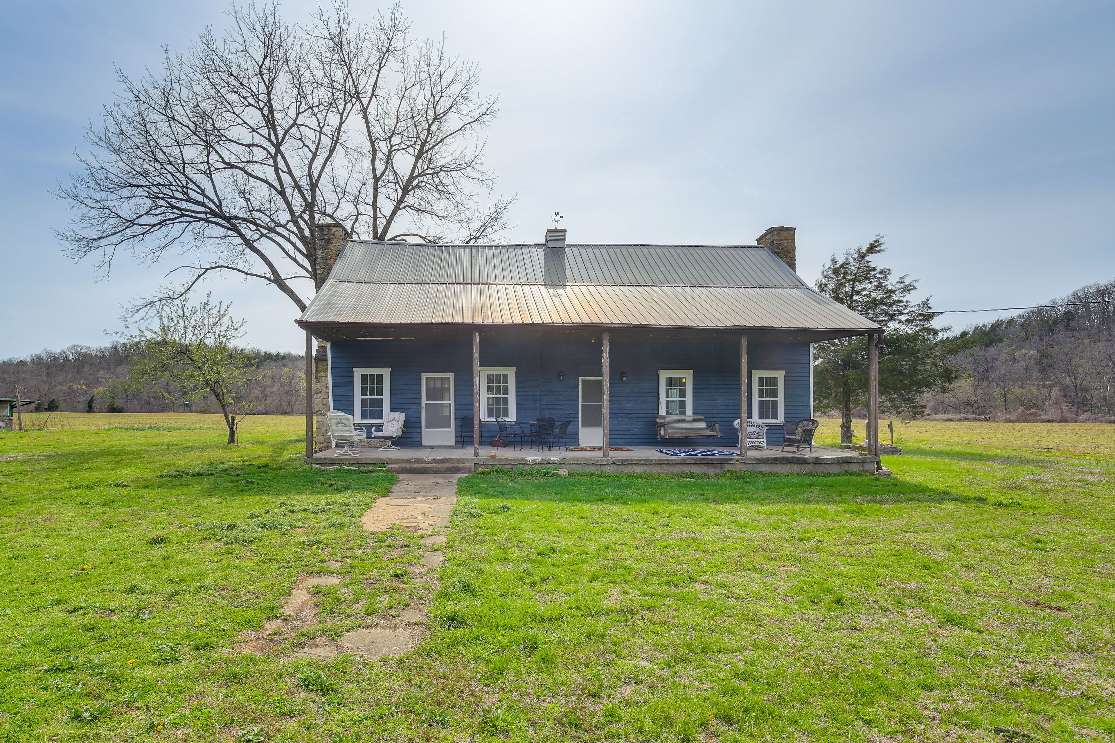 Perryville Vacation Rental | 3BR | 2BA | 1,200 Sq Ft | 2 Steps to Enter
