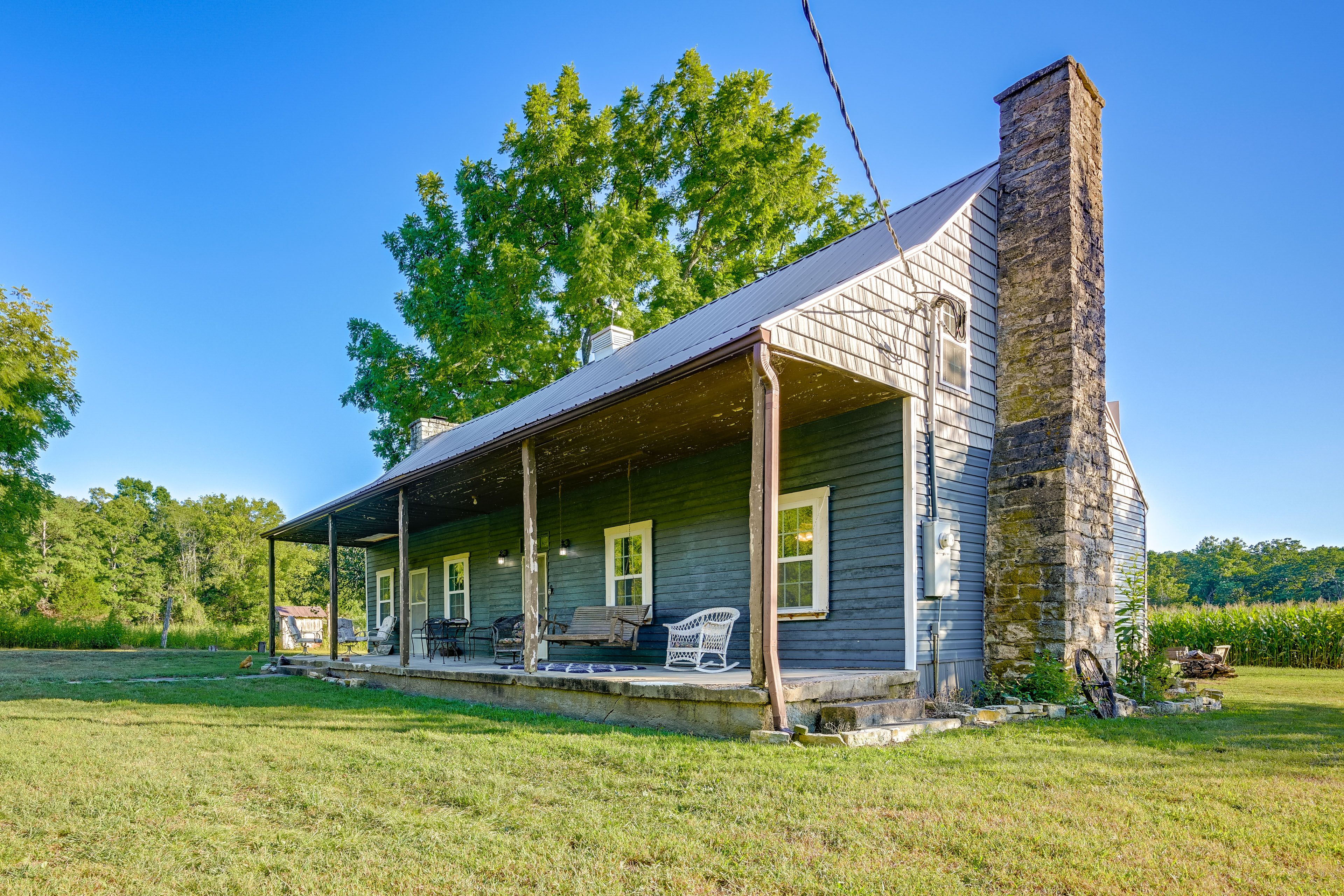Perryville Vacation Rental | 3BR | 2BA | 1,200 Sq Ft | 2 Steps to Enter