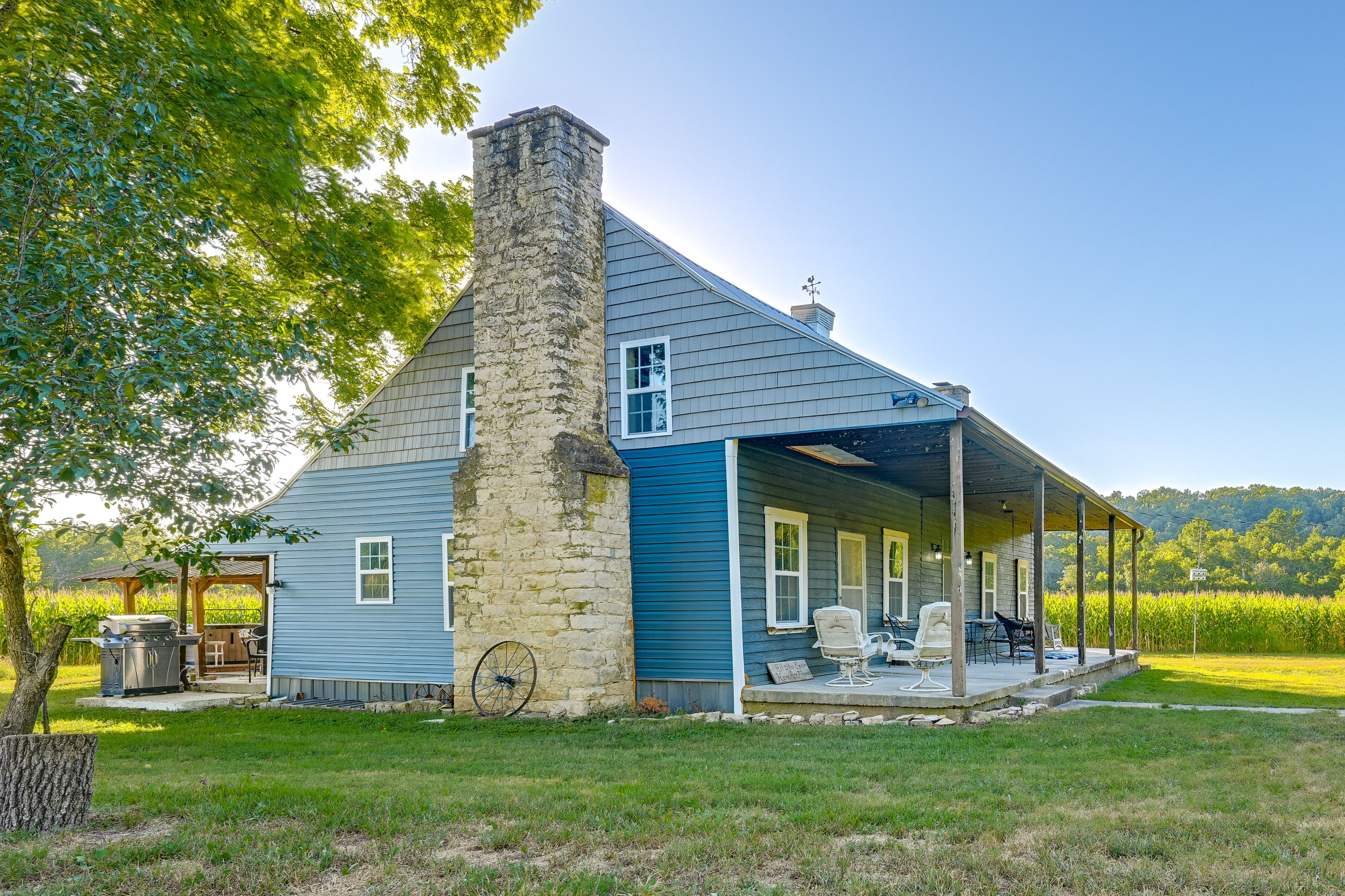 Parking | Driveway (4 Vehicles)