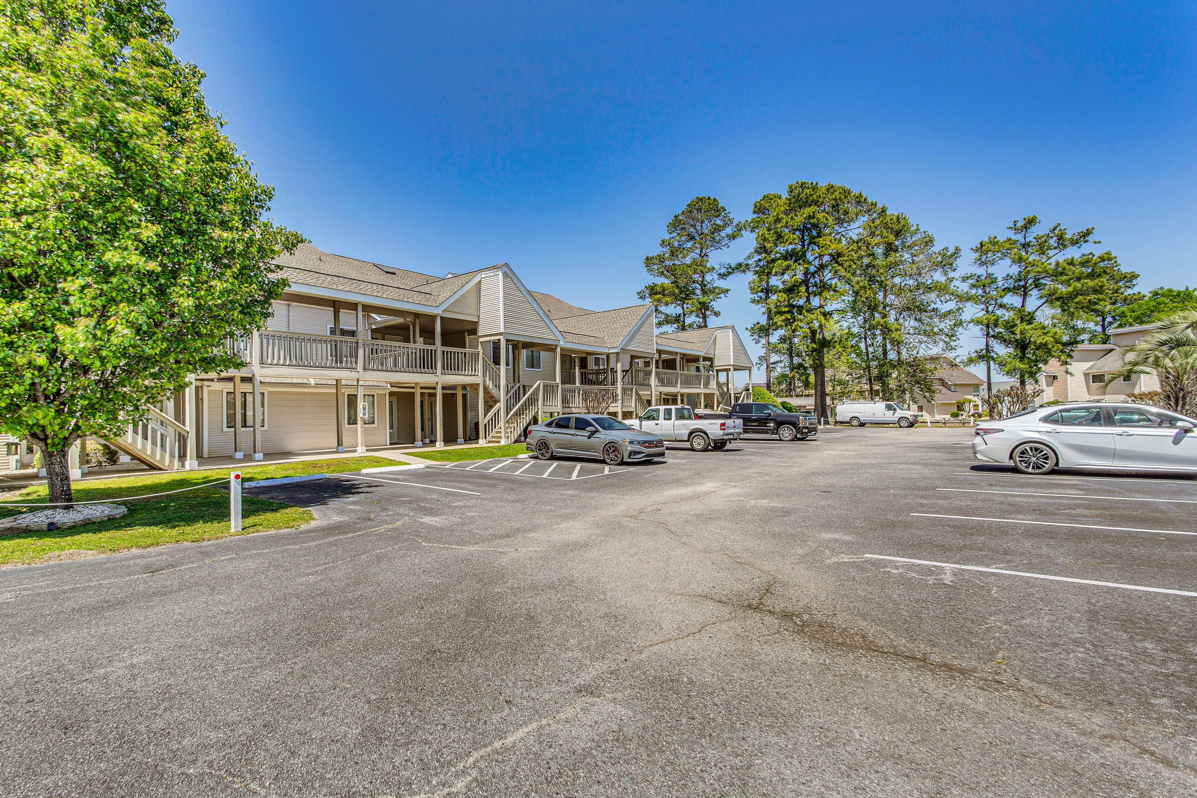 Parking | Reserved Parking Space (1 Vehicle) | Guest Parking Space (1 Vehicle)