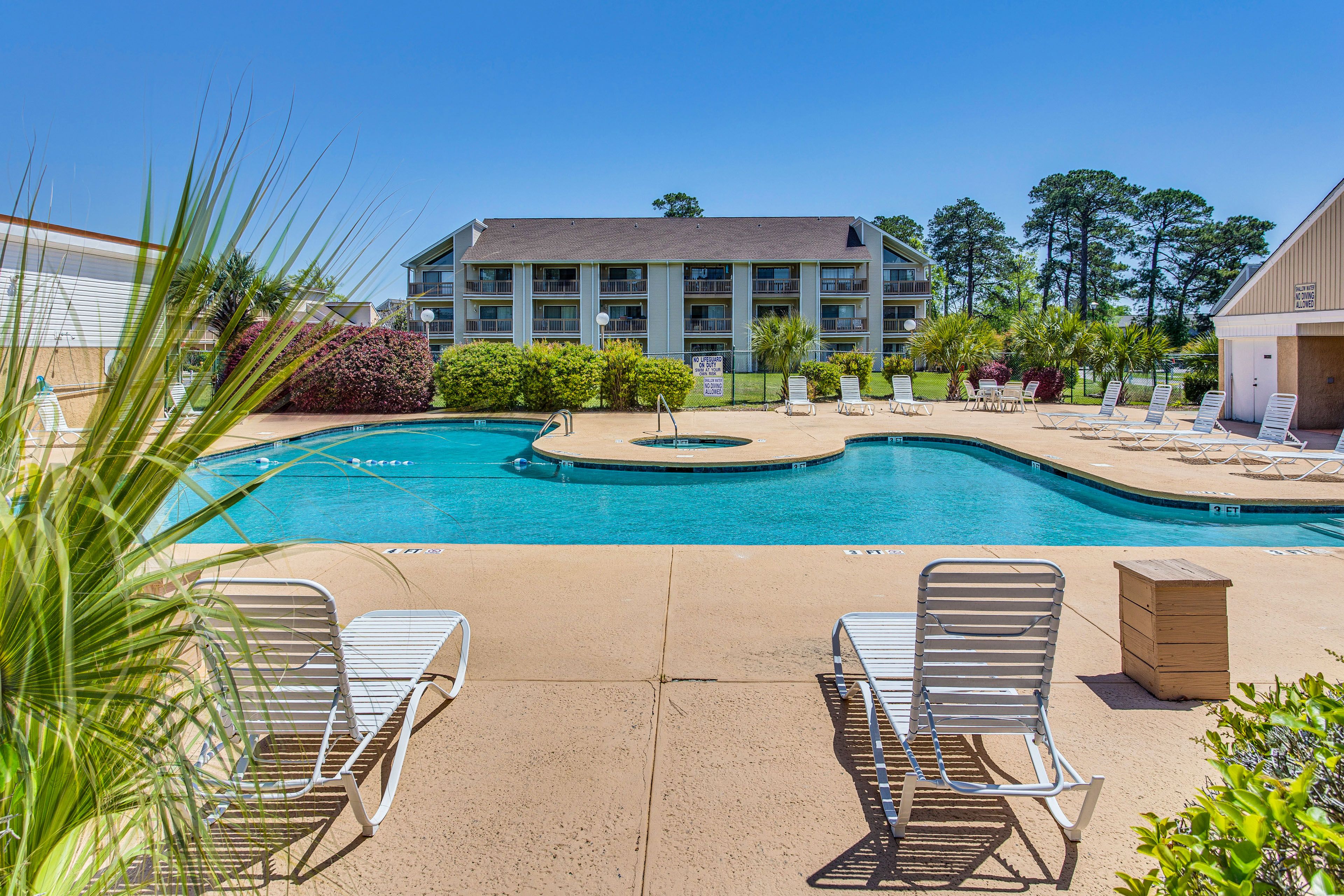 Little River Vacation Rental | 1BR | 2BA | Stairs Required | 1,100 Sq Ft