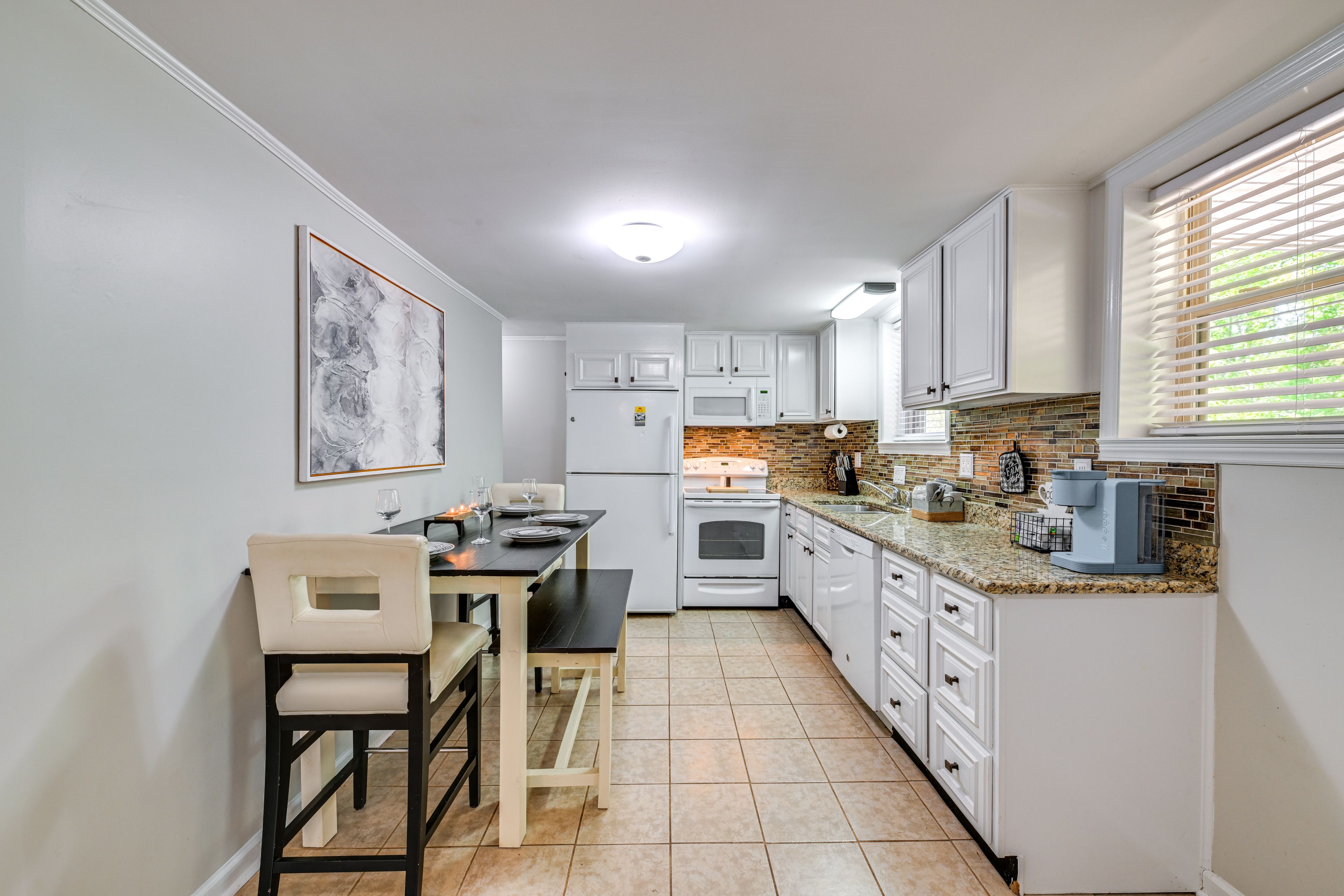 Kitchen | Trash Bags/Paper Towels