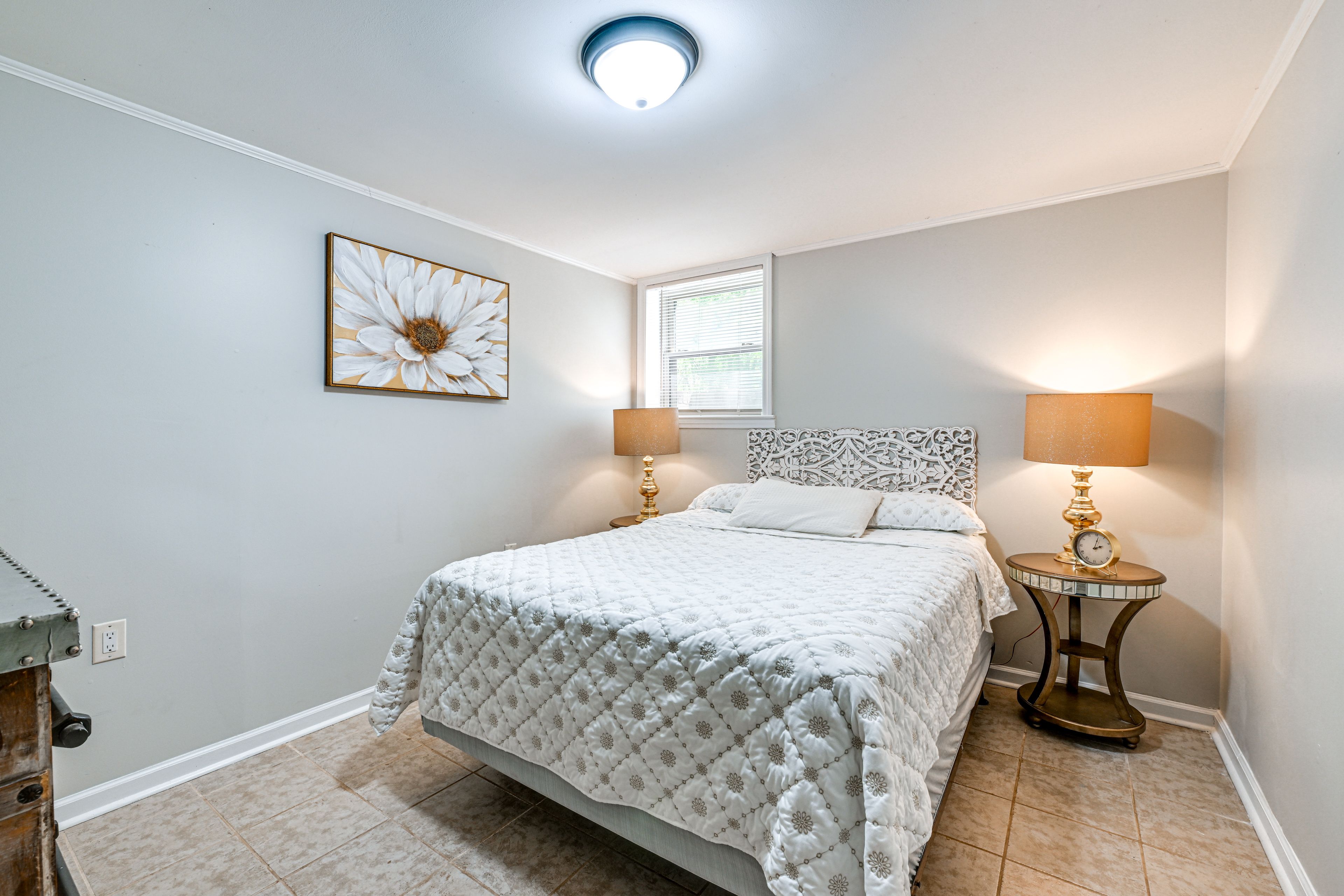 Bedroom 1 | Queen Bed | Linens Provided