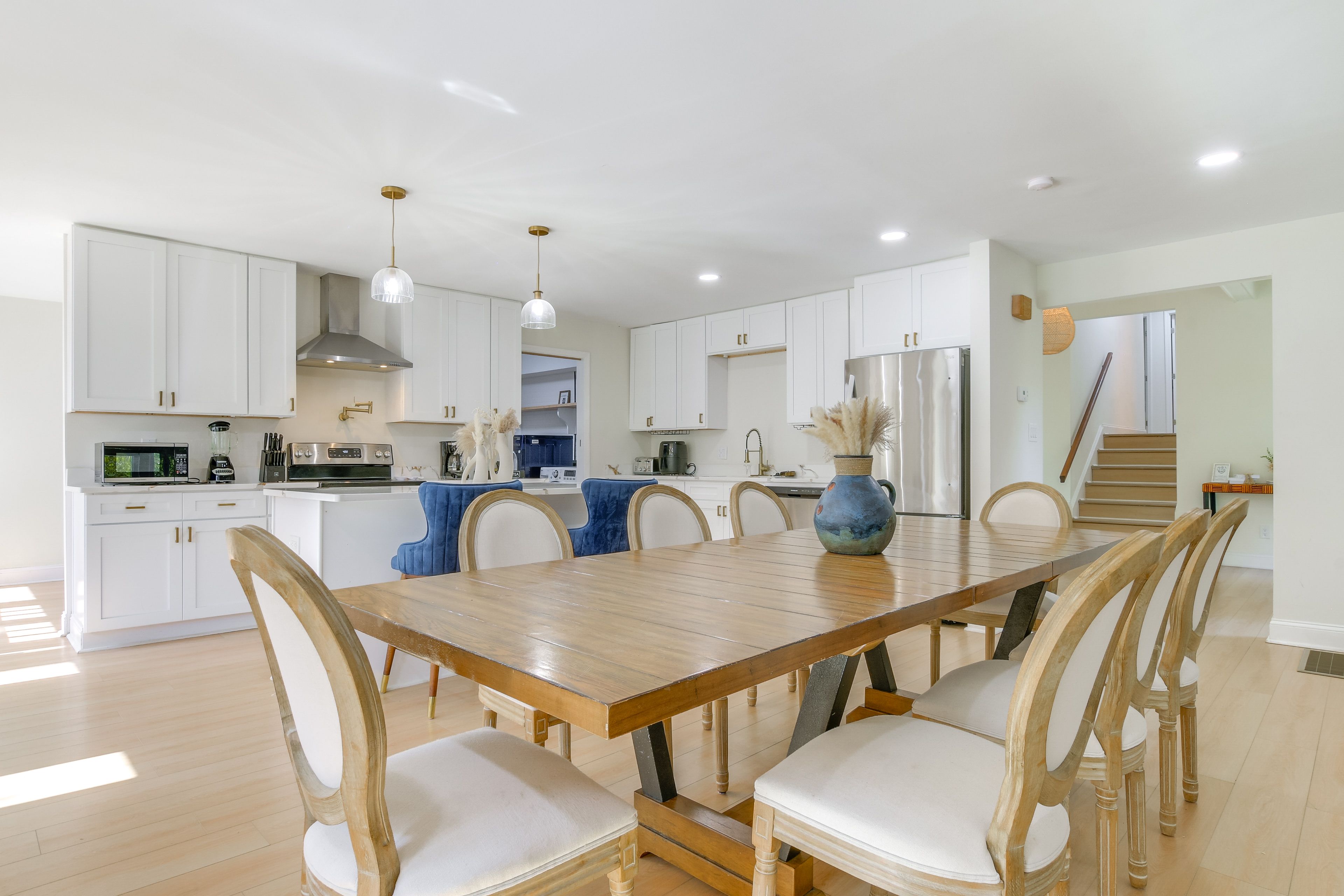 Dining Area | Main Level