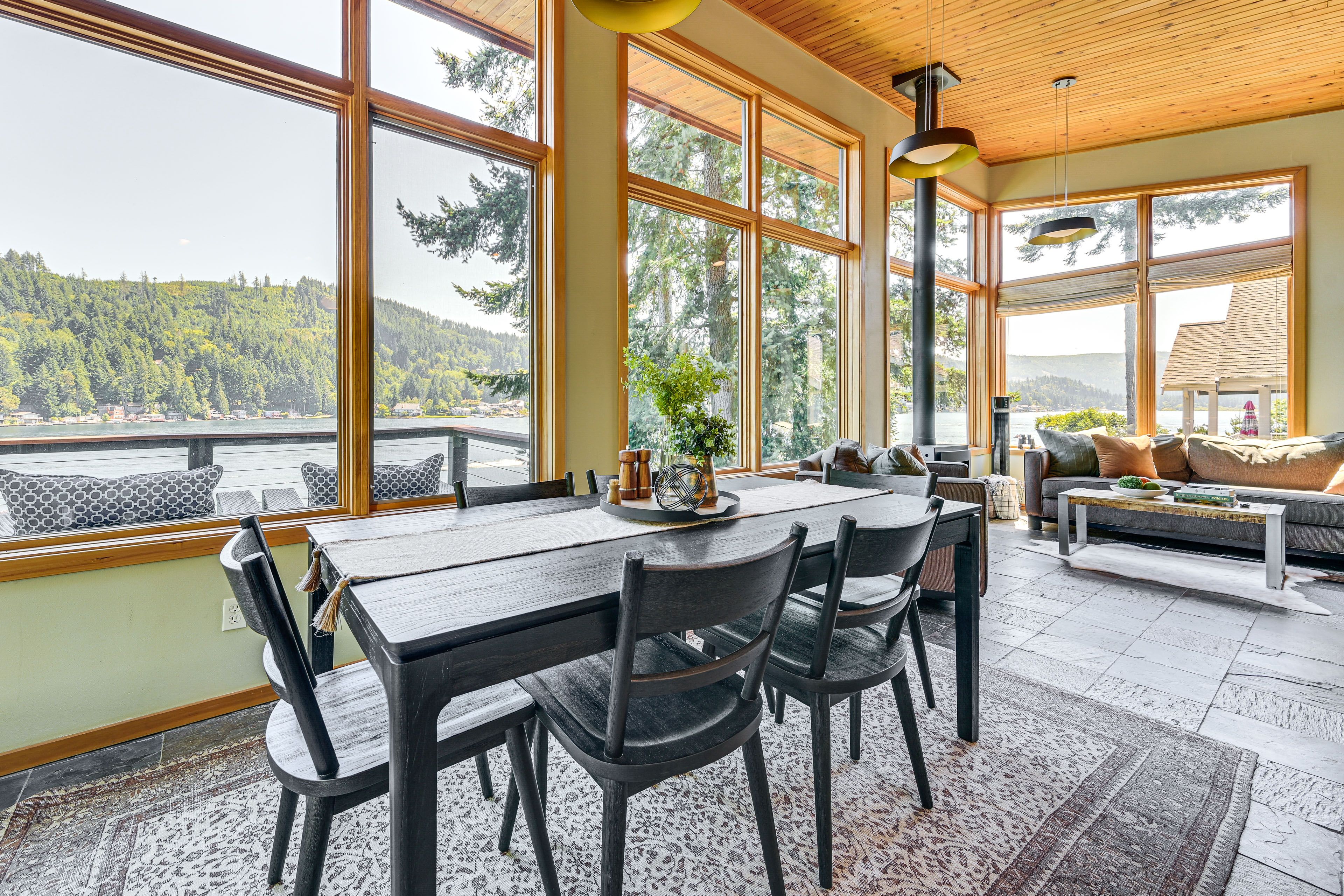 Dining Area | Main Level