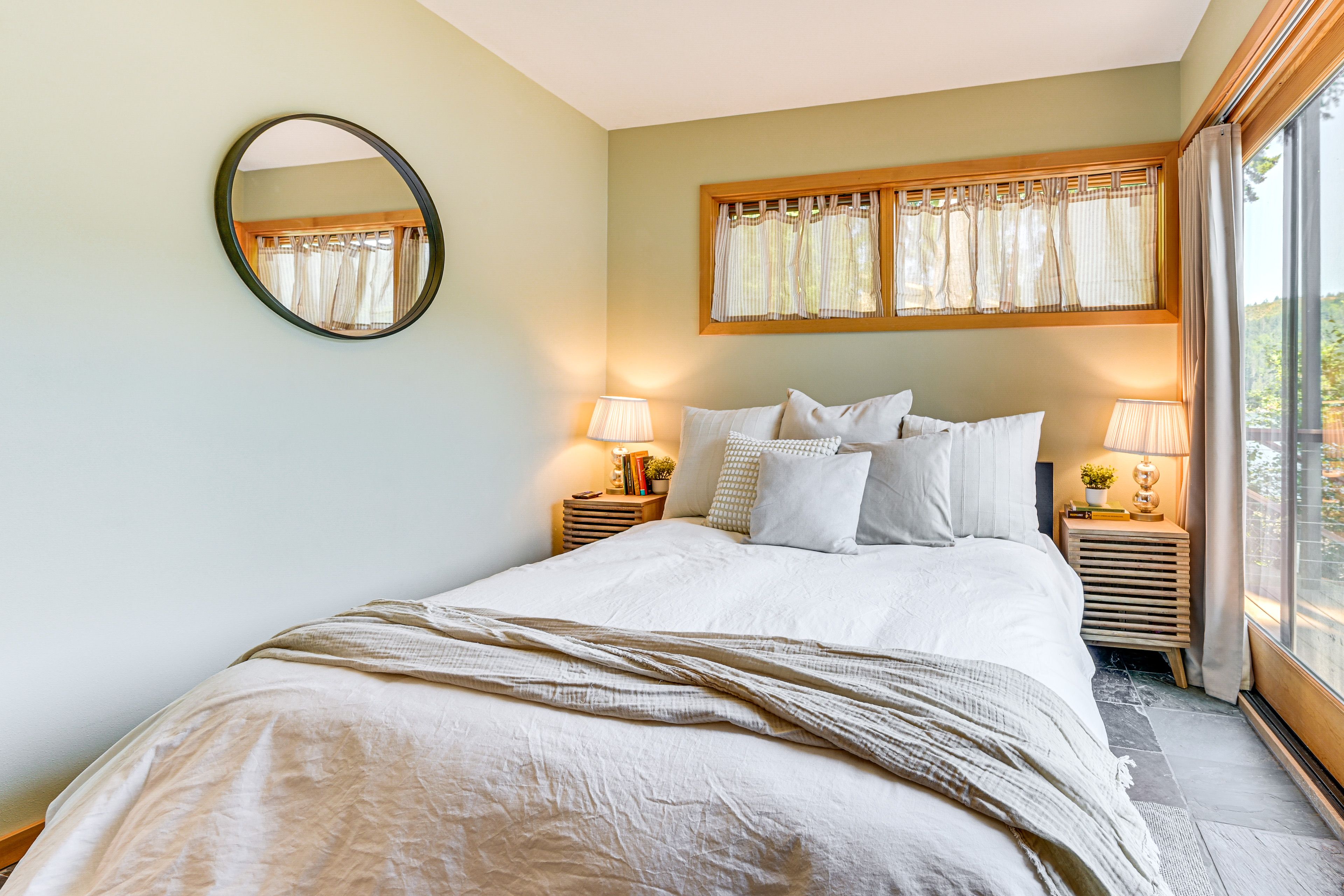 Bedroom 3 | Queen Bed | Lower Level