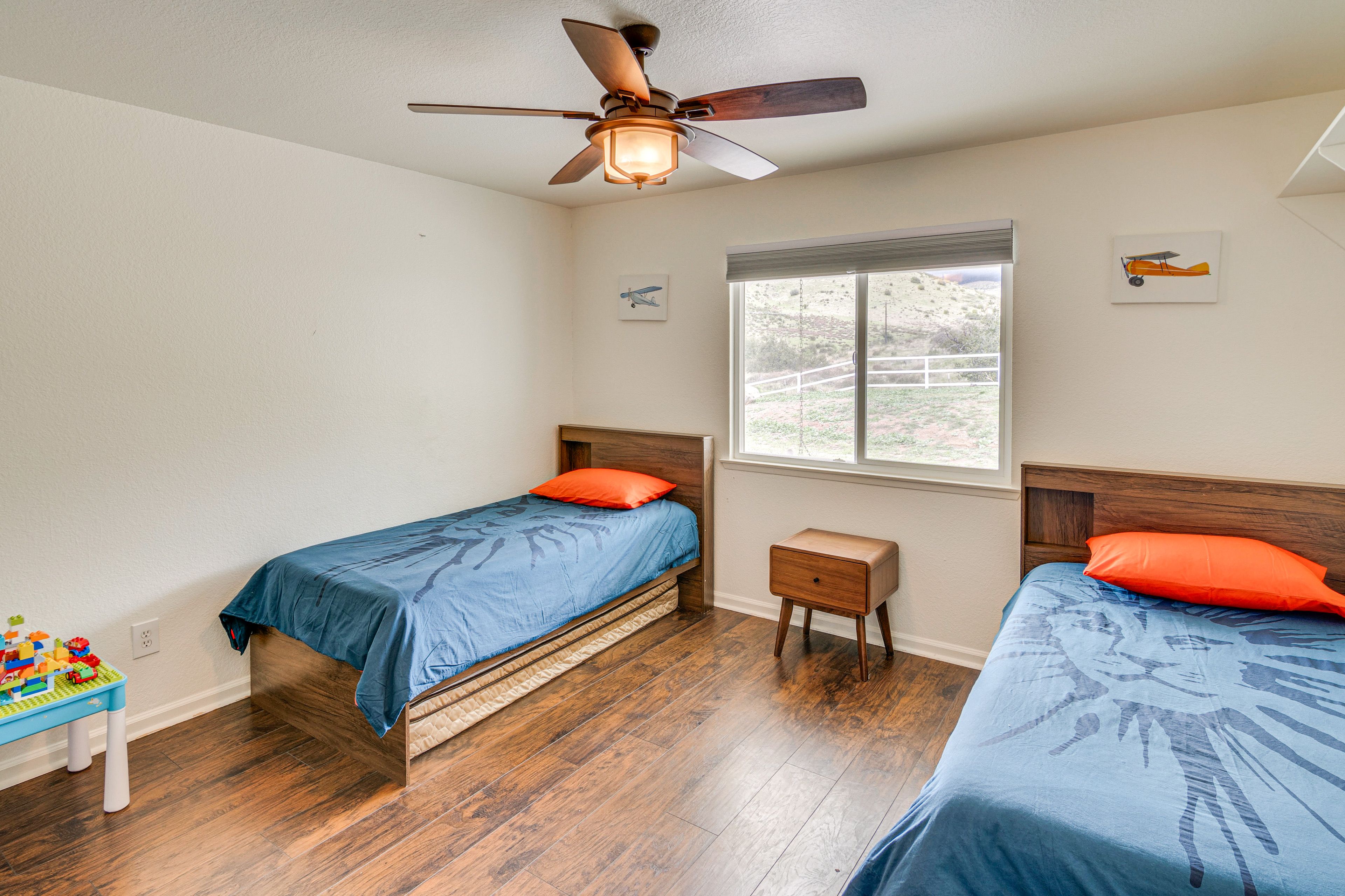 Bedroom 5 | 2 Twin Beds | Linens Provided