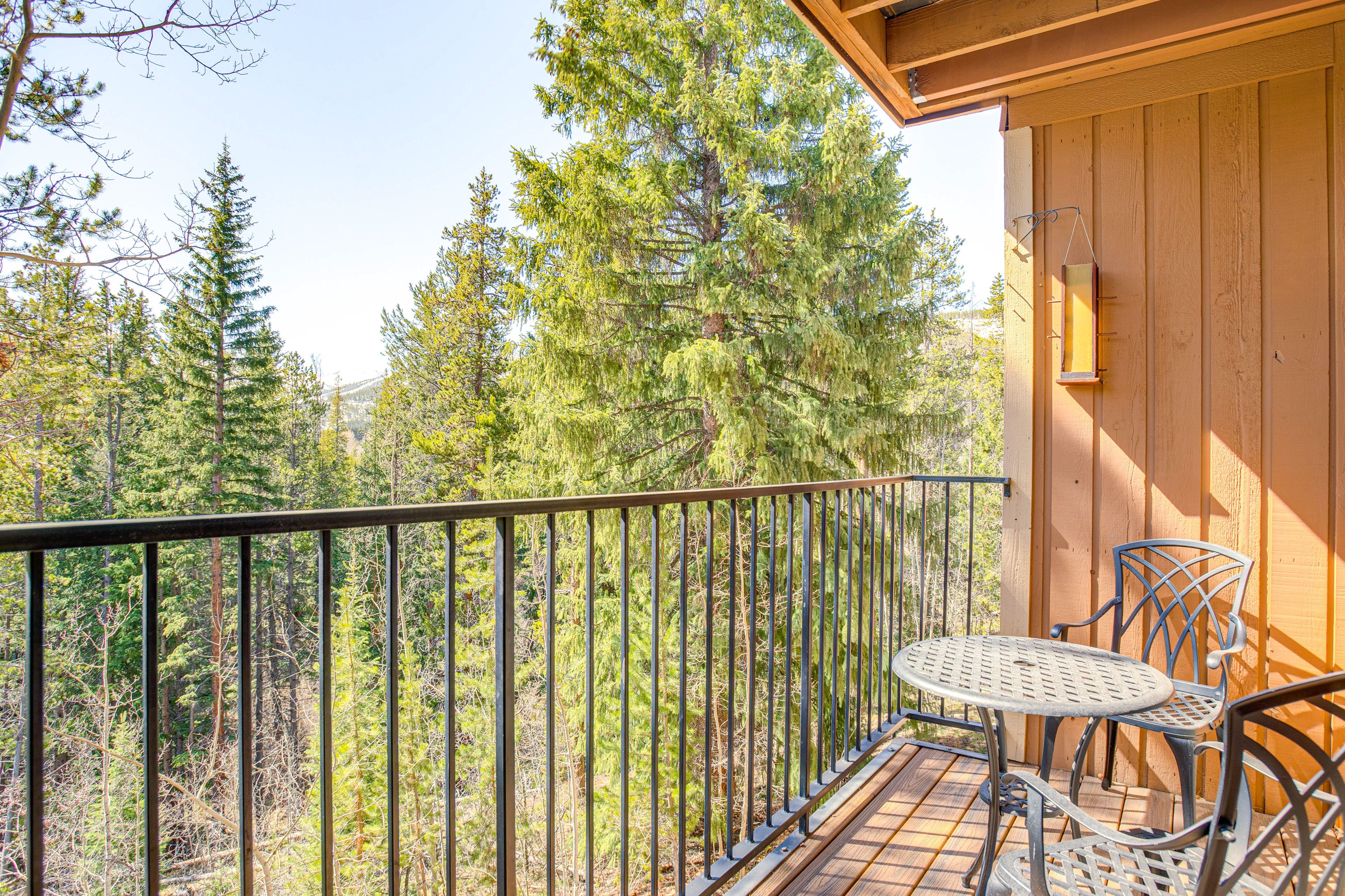 Winter Park Vacation Rental | 2BR | 2BA | 890 Sq Ft | Stairs Required to Enter