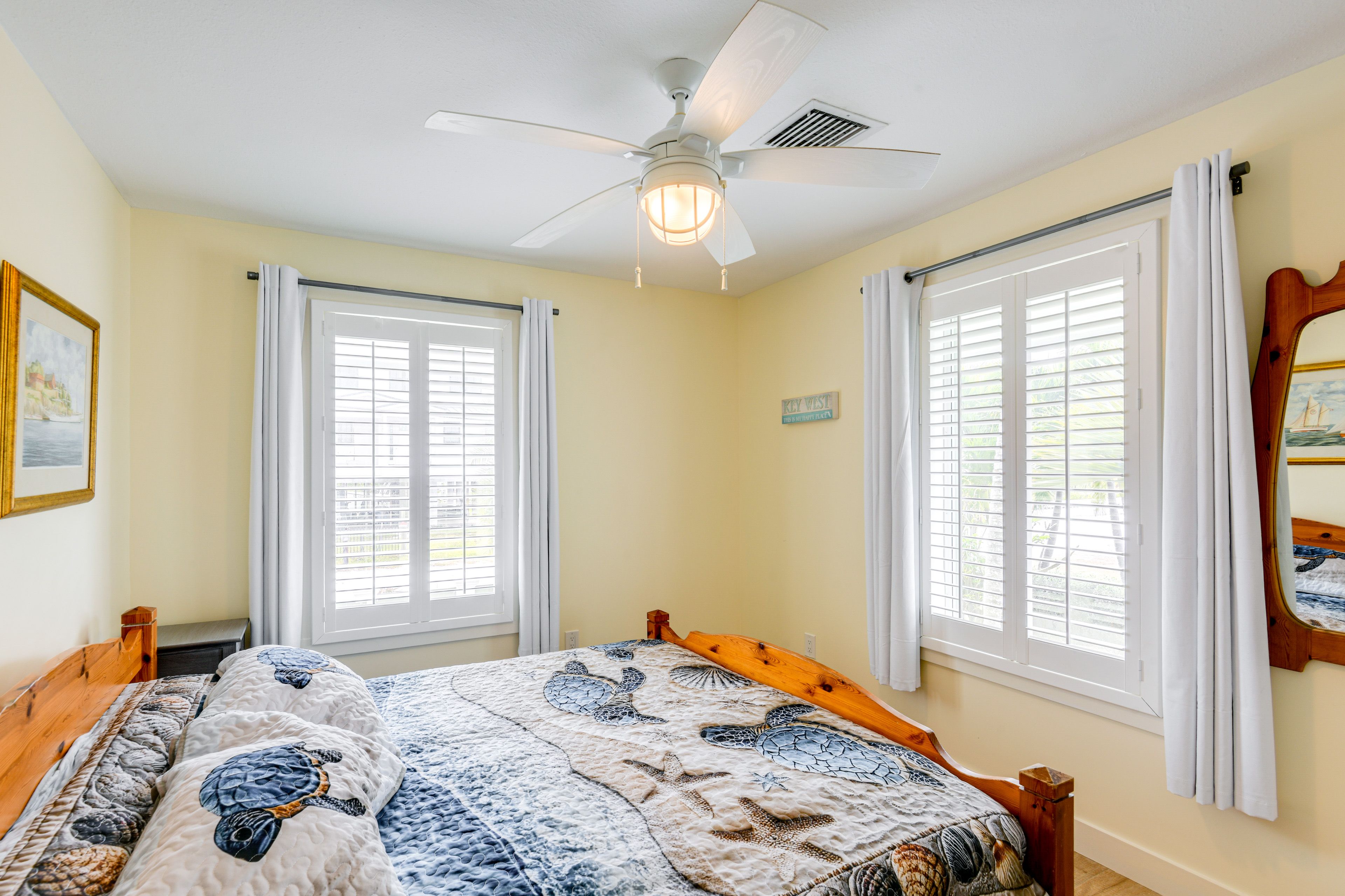 Bedroom 1 | 1st Floor | King Bed | Linens Provided