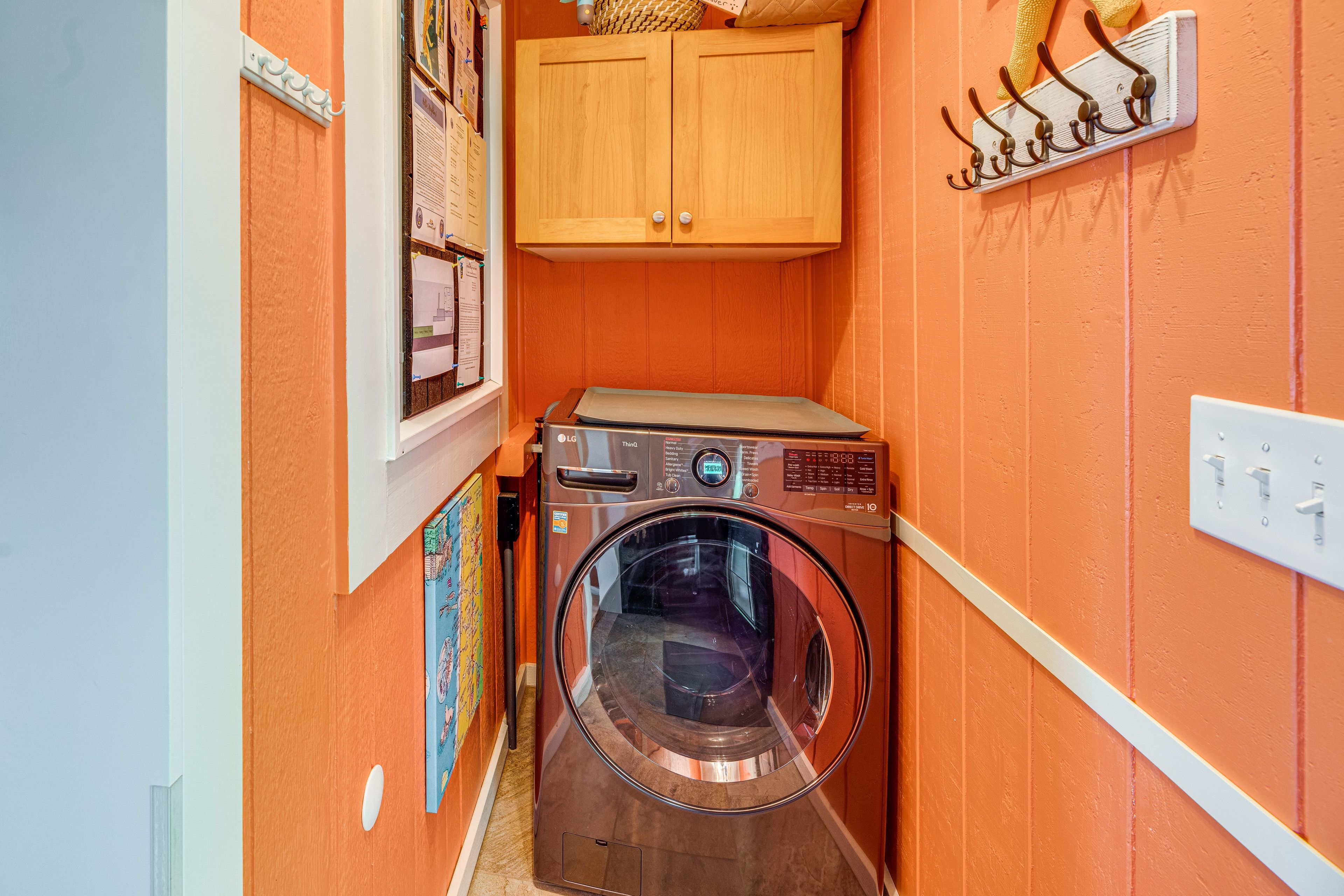 Laundry Room | Washer/Dryer