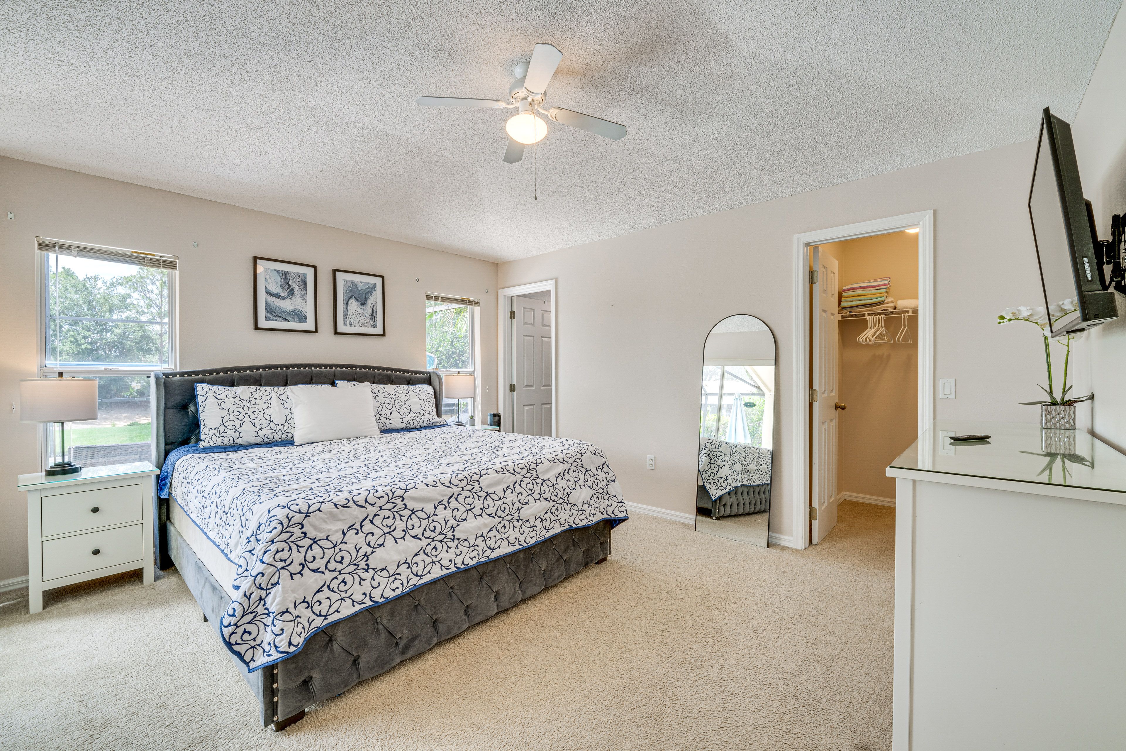 Bedroom 1 | King Bed | Linens Provided