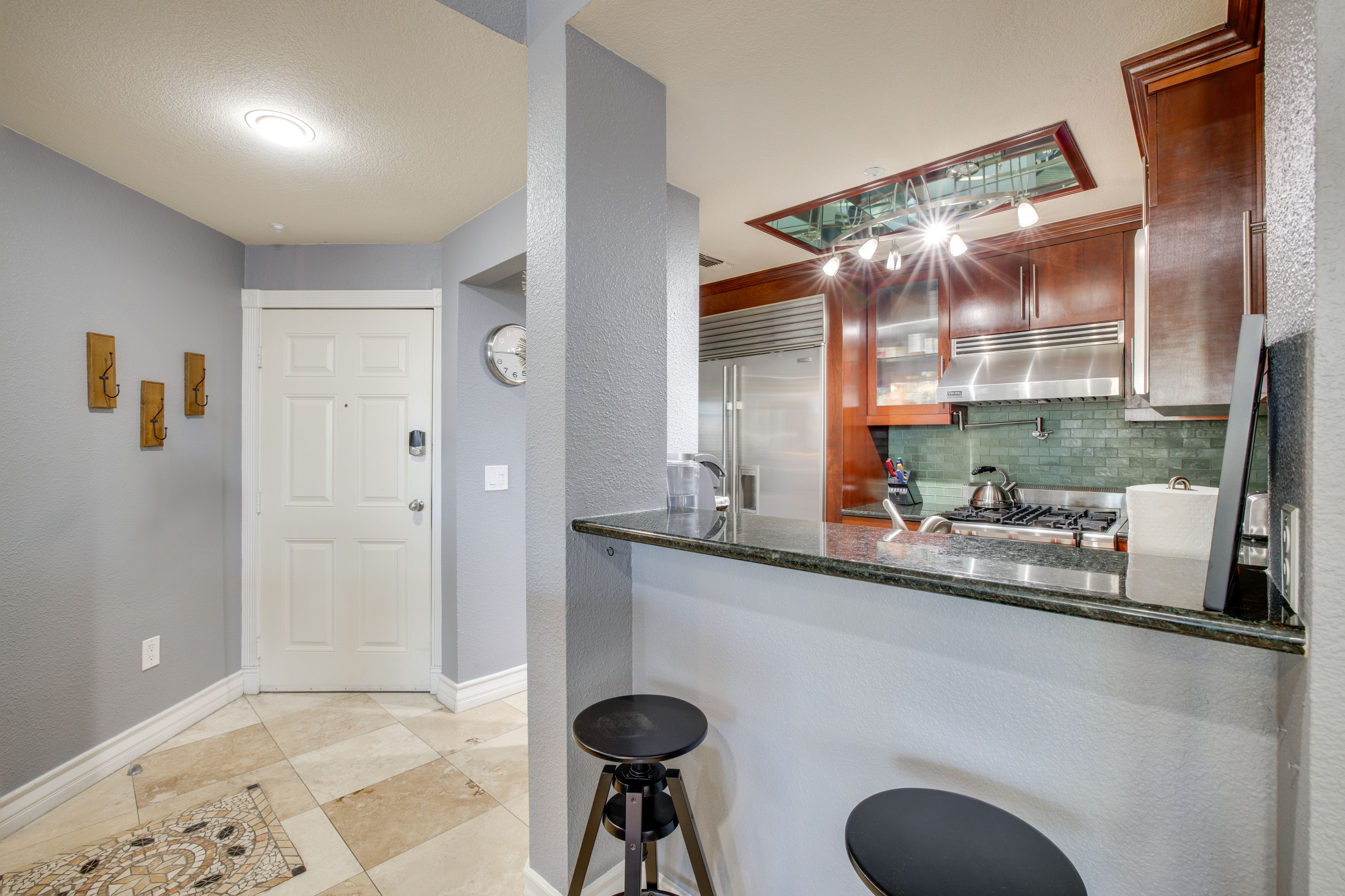 Kitchen | Keurig Coffee Maker | Dishwasher | Cooking Basics