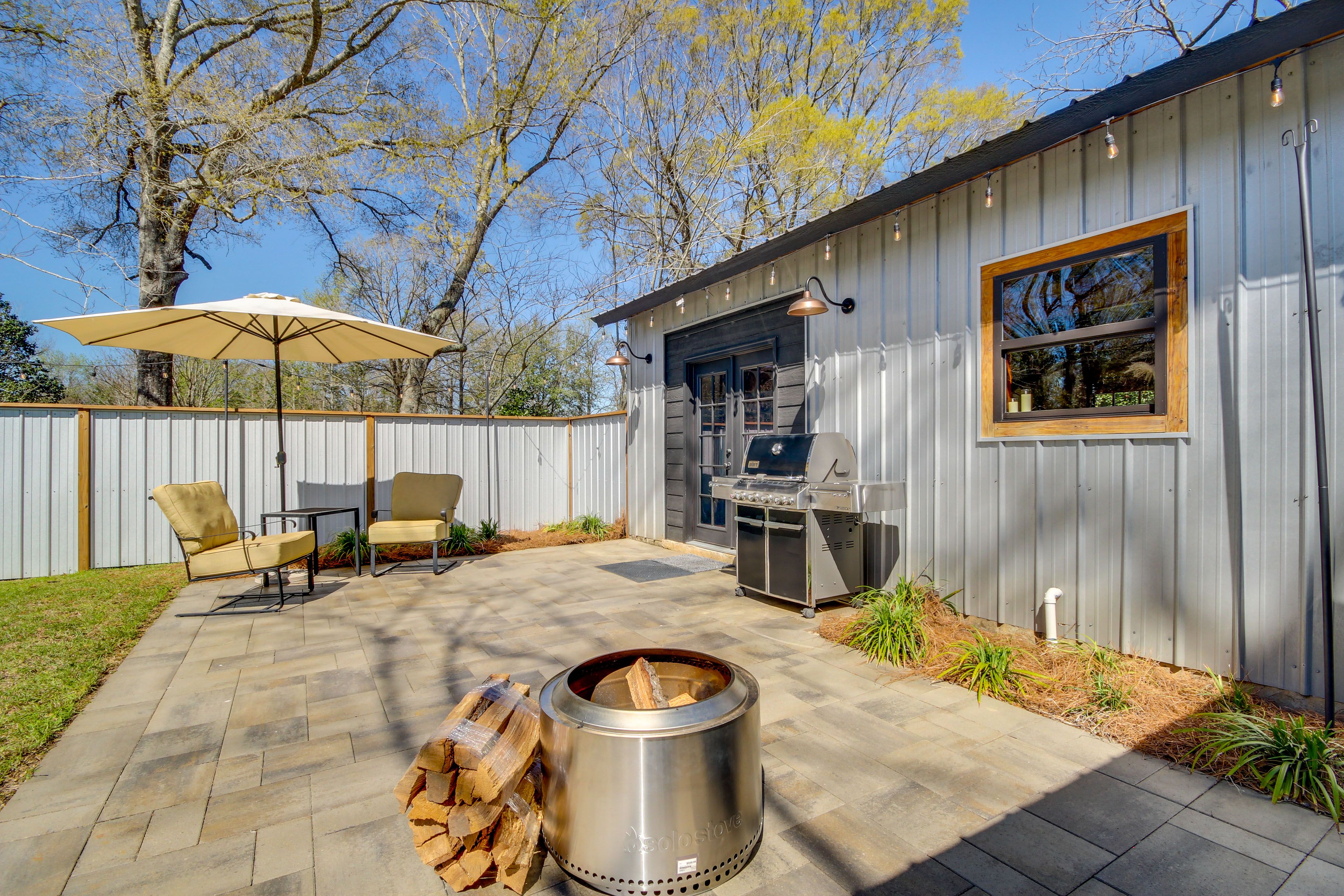 Furnished Patio | Gas Grill | Fire Pit | Fenced Yard