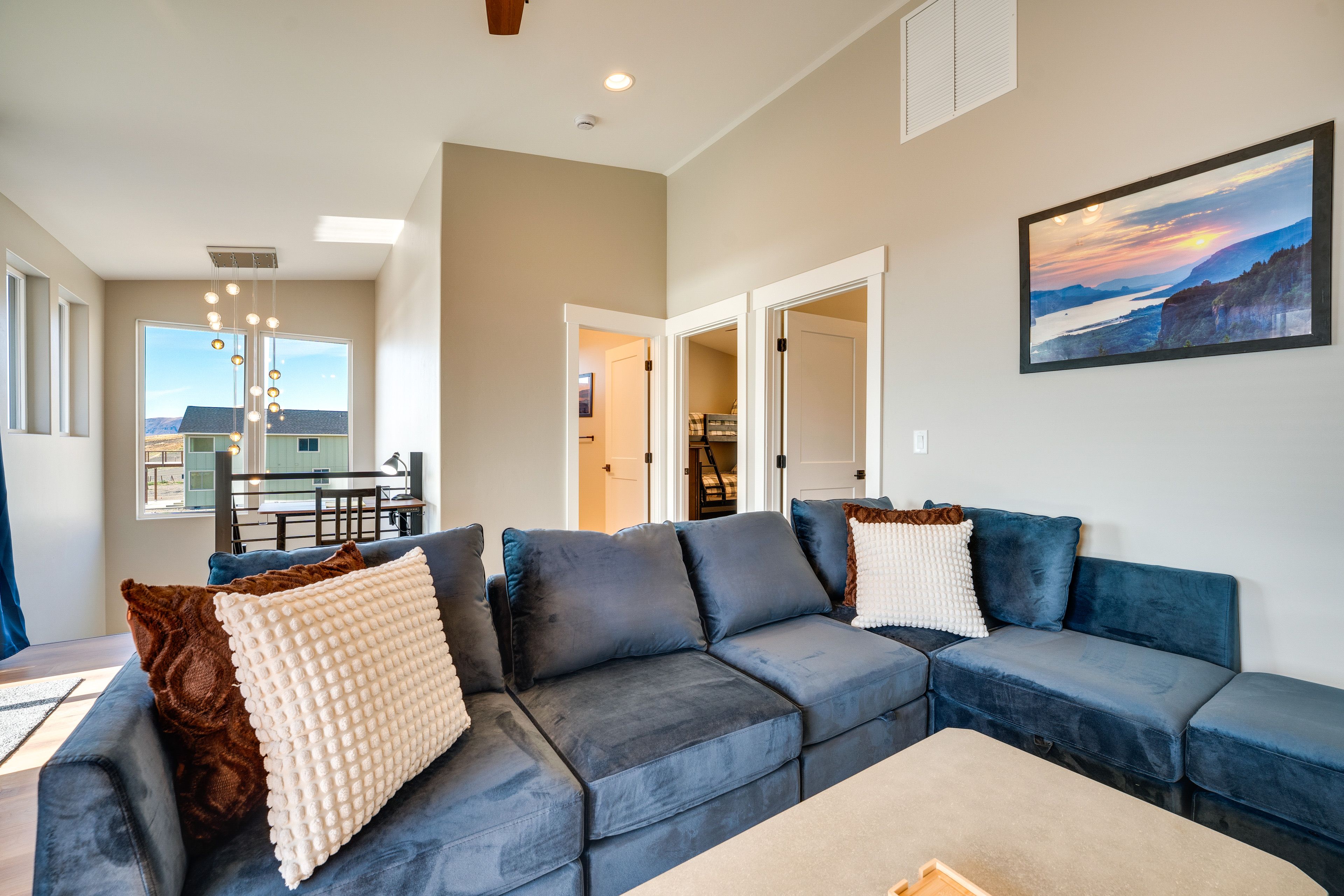 Lounge | 2nd Floor | Smart TV