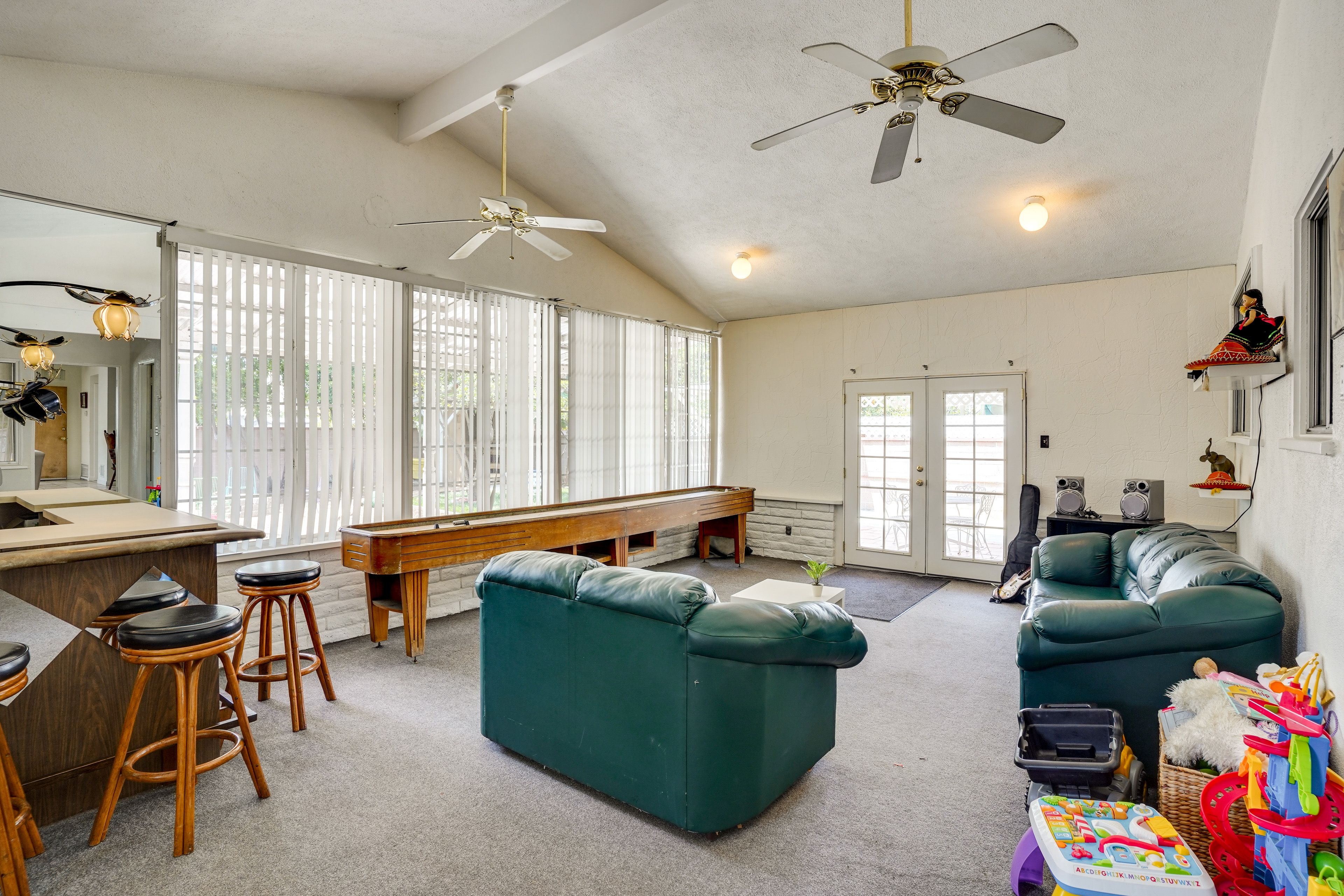 Game Room | Wet Bar | Children's Toys | Twin Daybed